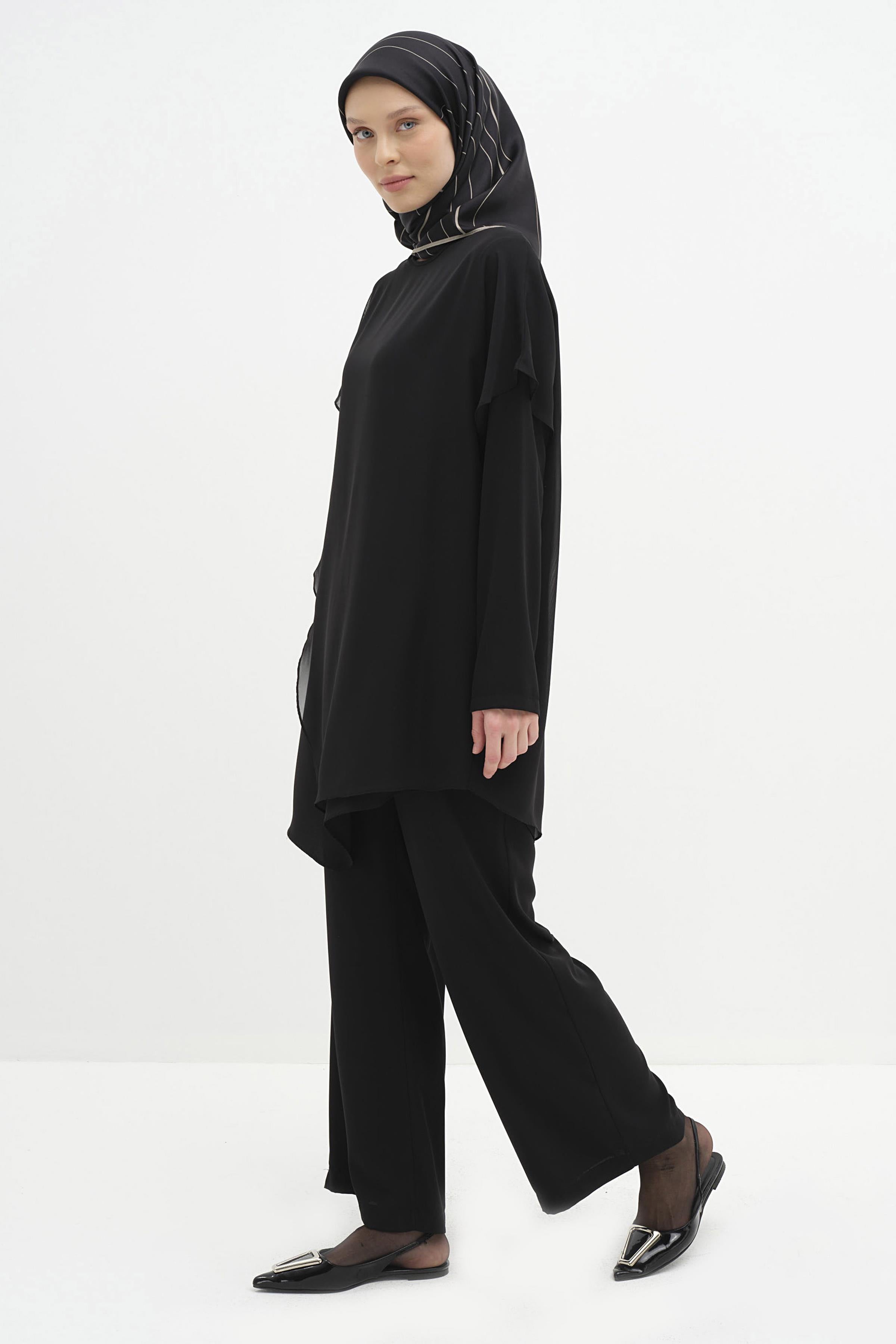 Şifon Garnili Tunik Pantolon Takım - Siyah TUGBA