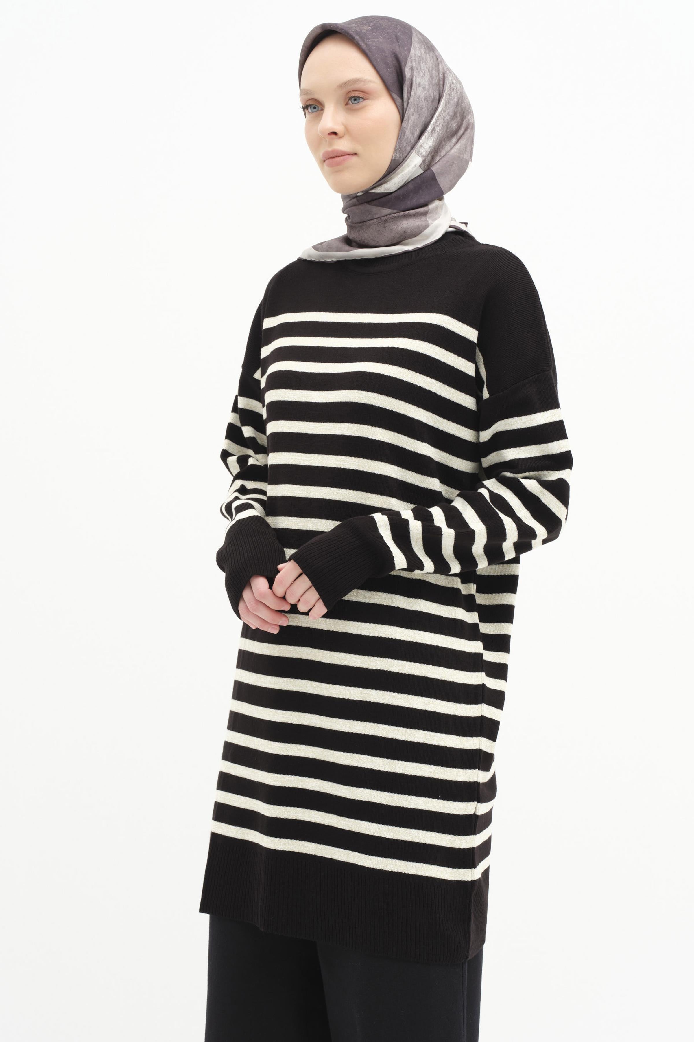 Sim İpli Çizgili Triko Tunik - Siyah - Ekru TUGBA