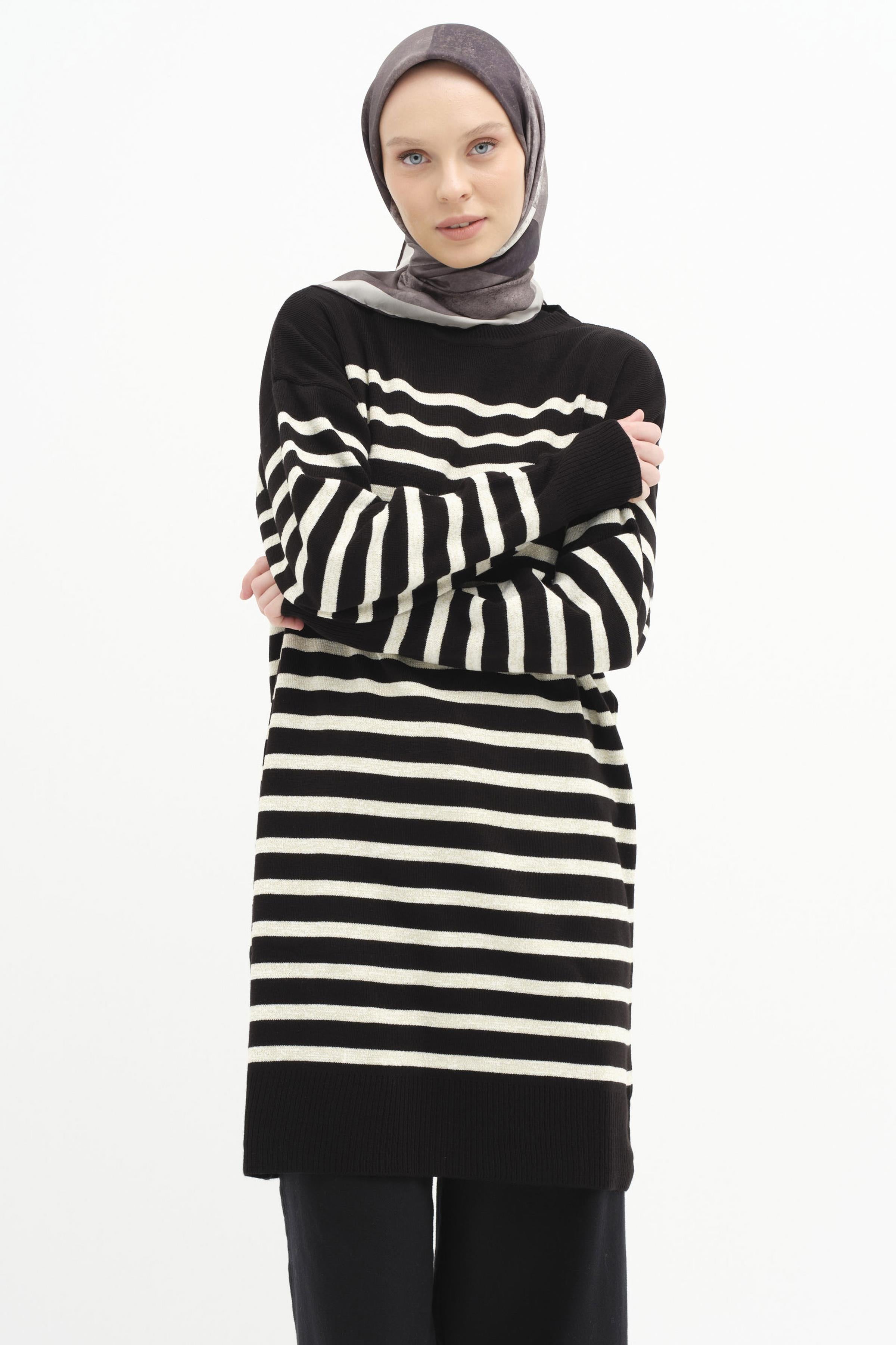 Sim İpli Çizgili Triko Tunik - Siyah - Ekru TUGBA