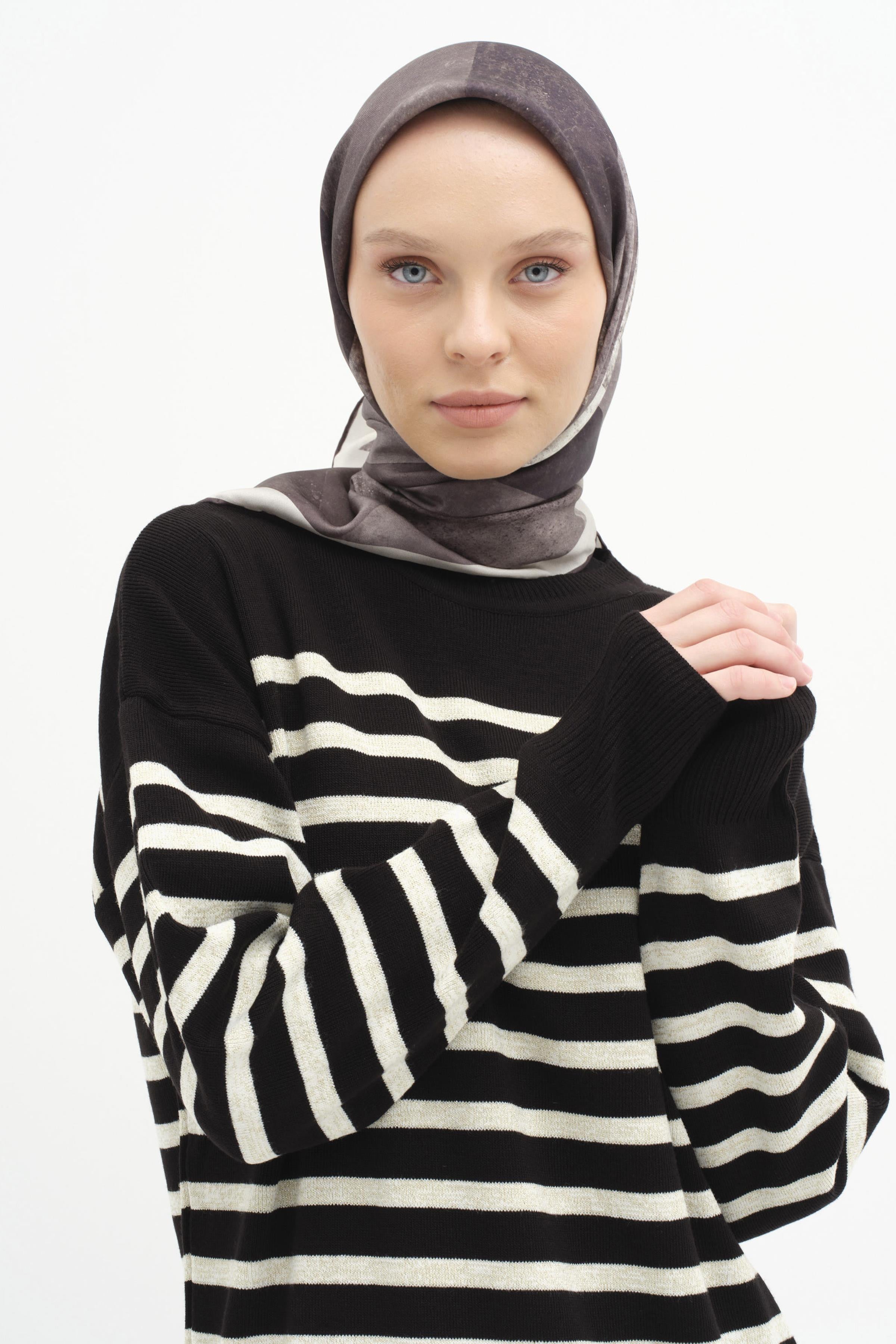 Sim İpli Çizgili Triko Tunik - Siyah - Ekru TUGBA