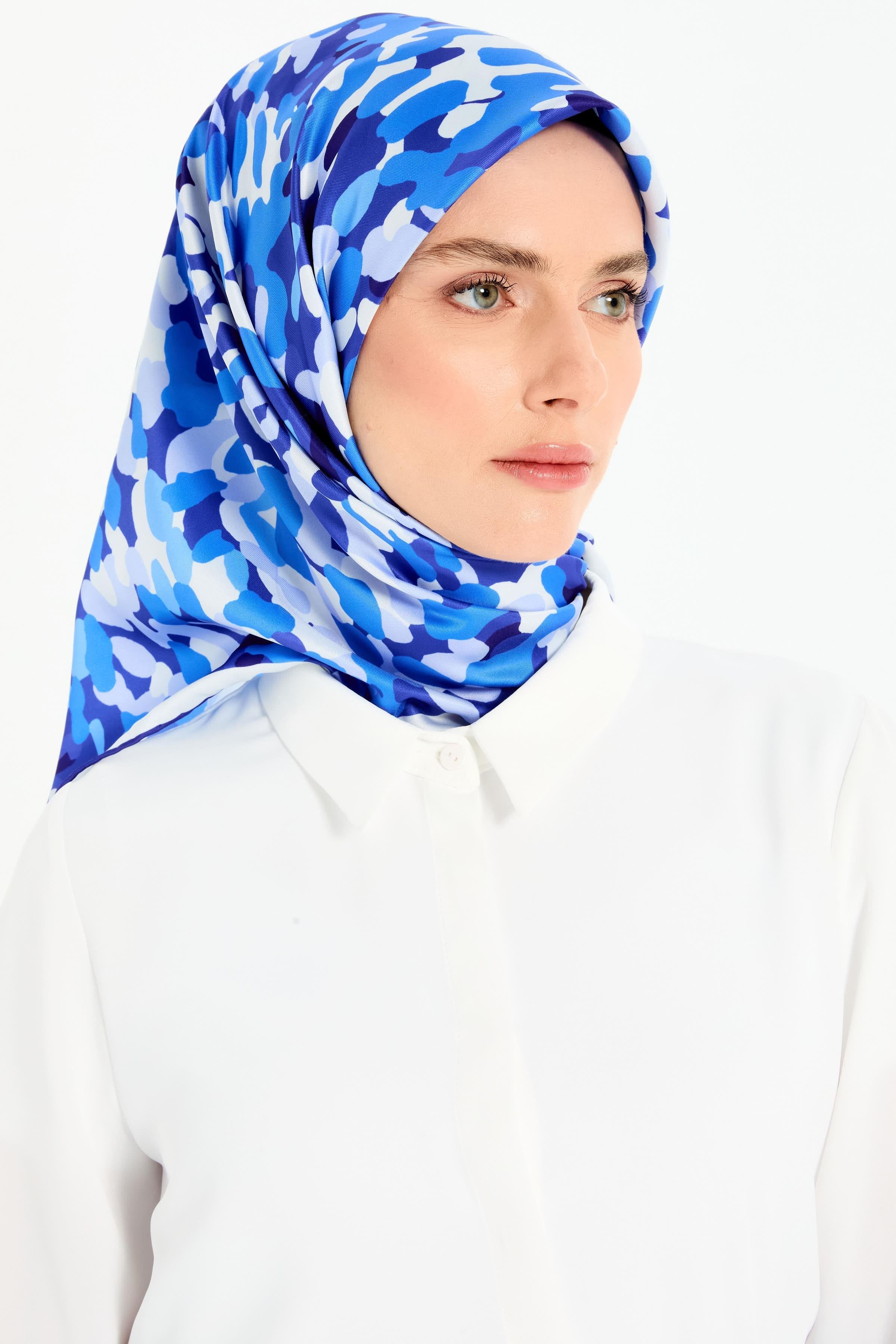 Soyut Desen Stil Eşarp - Mavi TUGBA