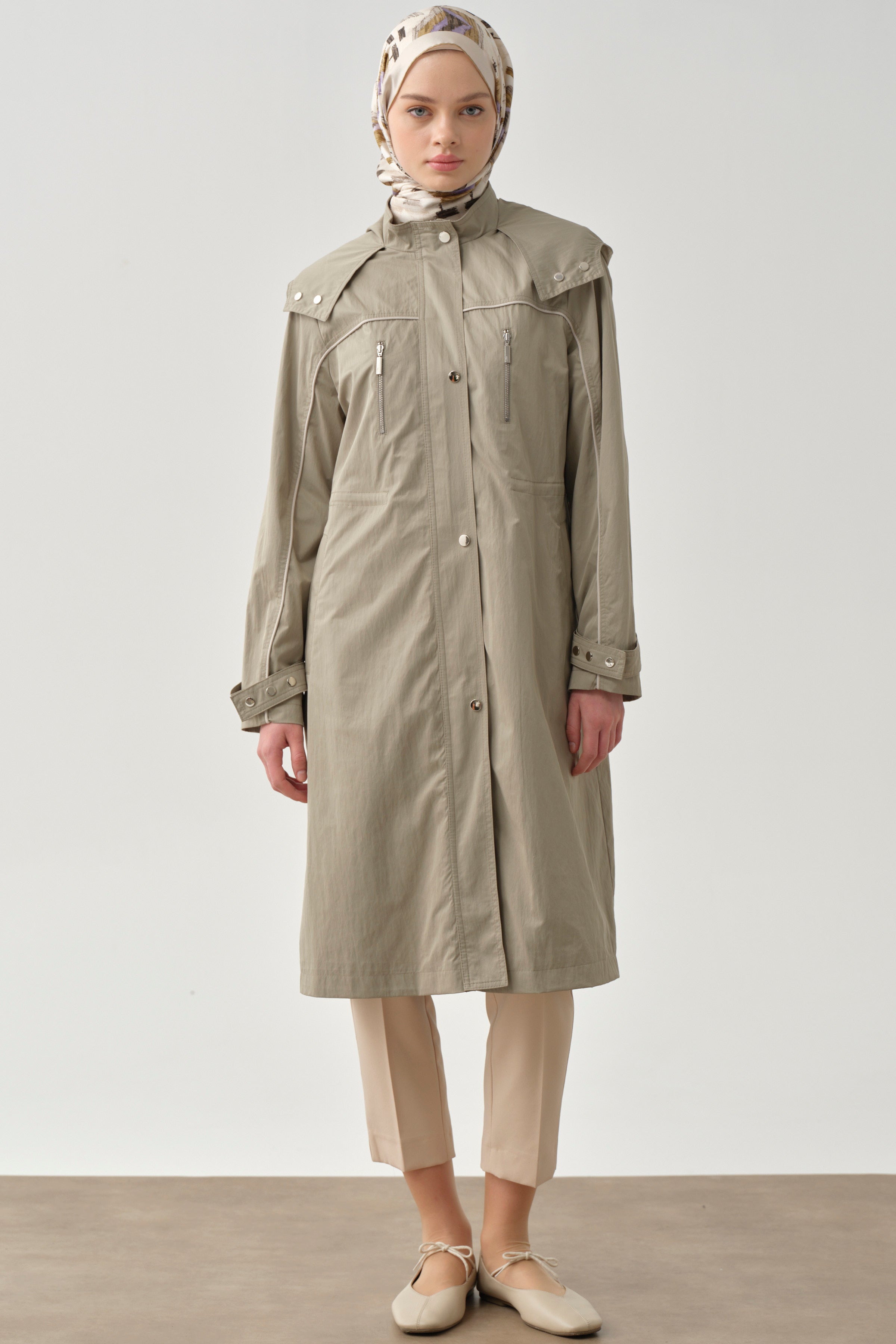 T Kol Garni Biyeli Kapüşonlu Trençkot - Mint TUGBA