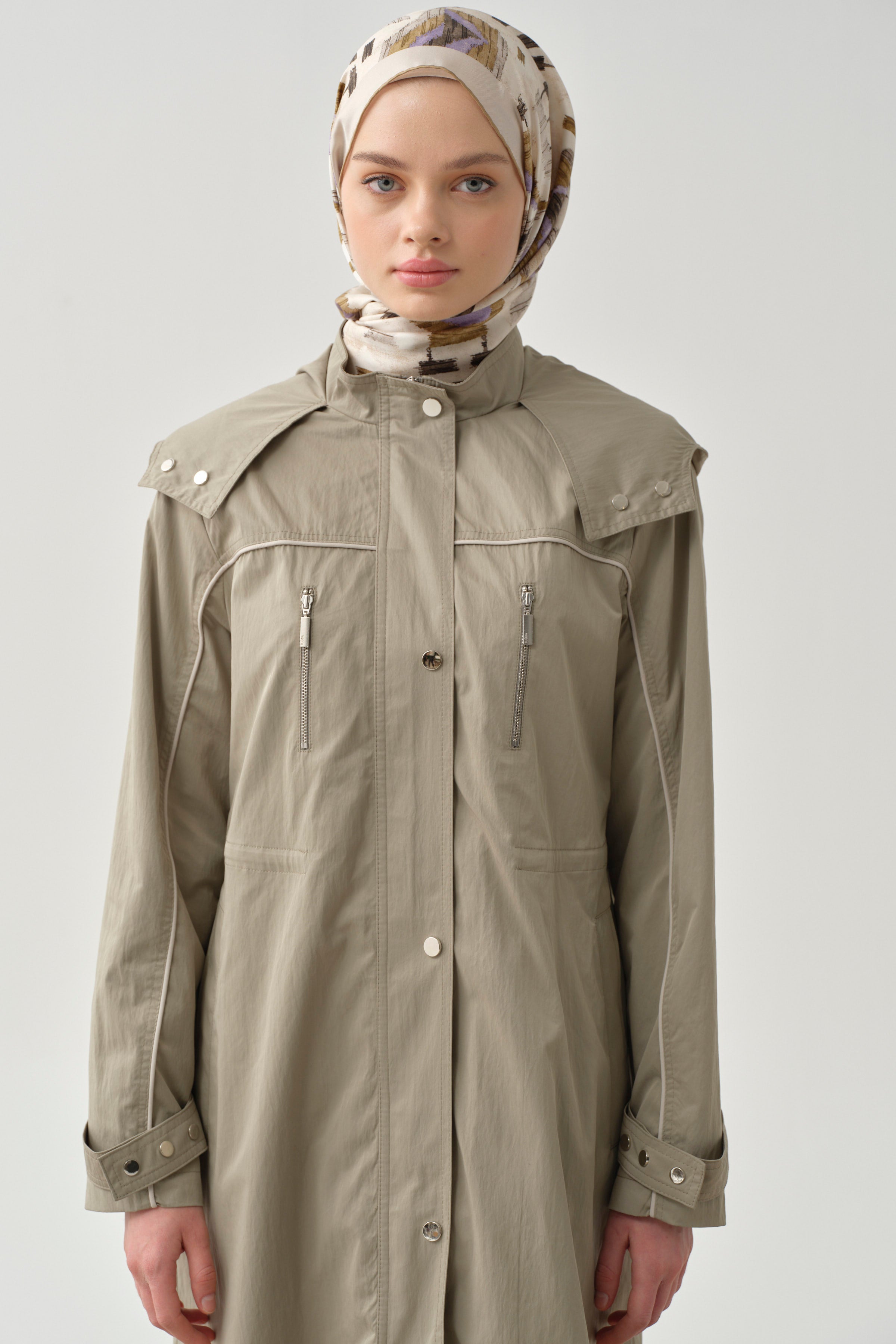 T Kol Garni Biyeli Kapüşonlu Trençkot - Mint TUGBA