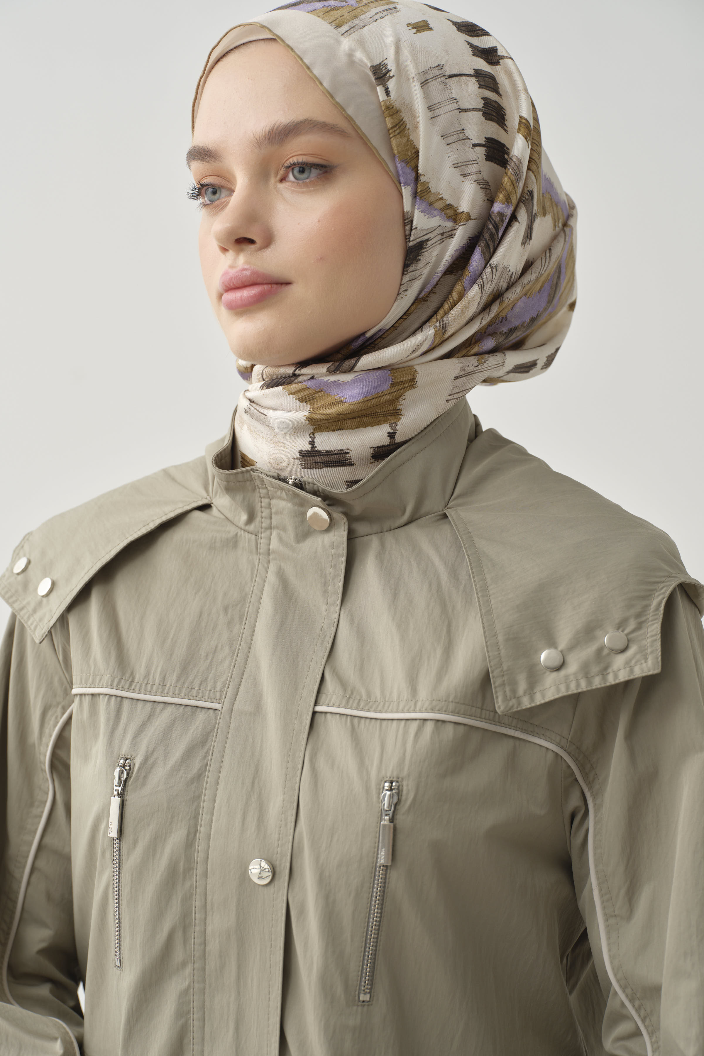 T Kol Garni Biyeli Kapüşonlu Trençkot - Mint TUGBA