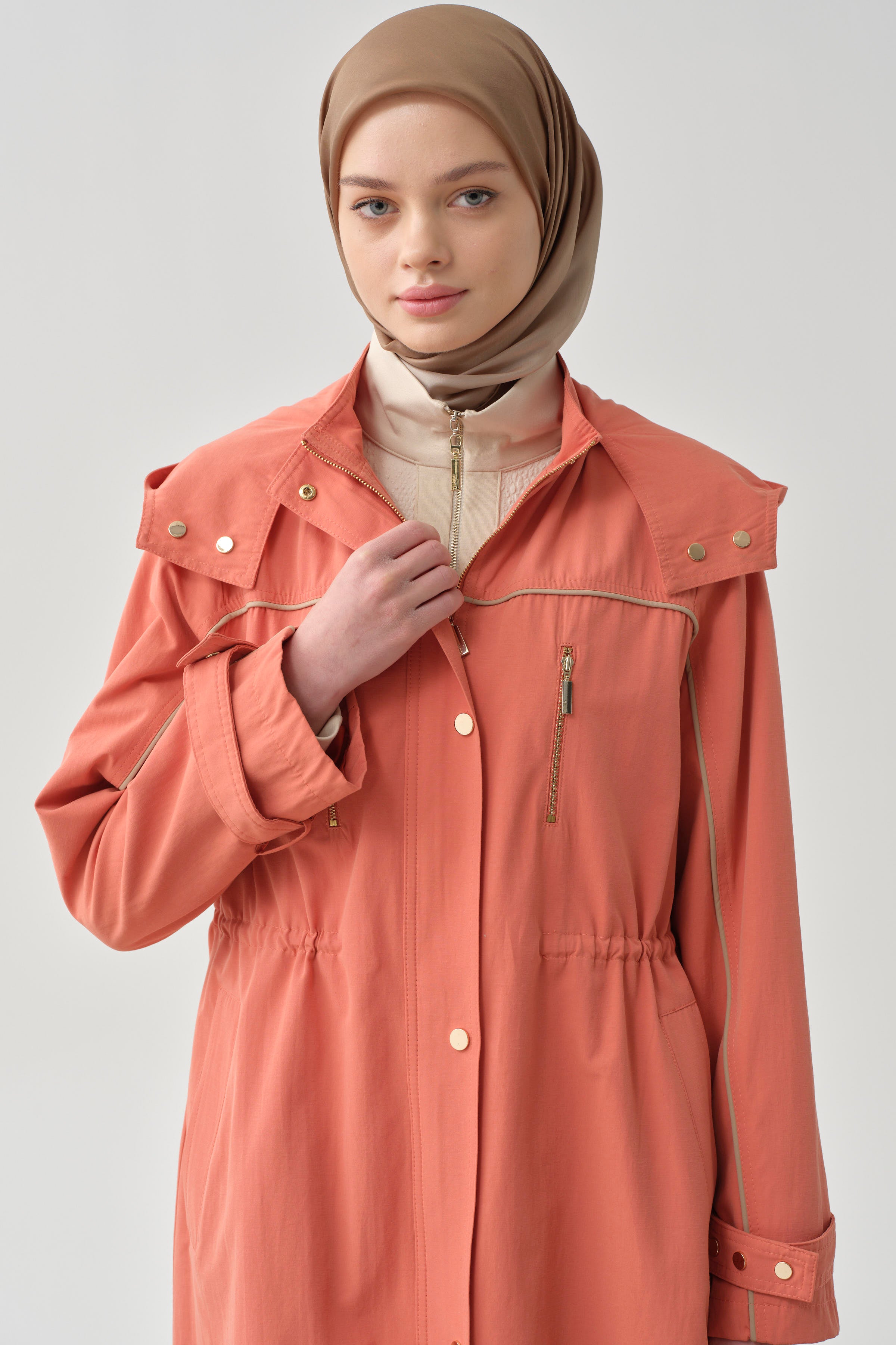 T Kol Garni Biyeli Kapüşonlu Trençkot - Oranj TUGBA