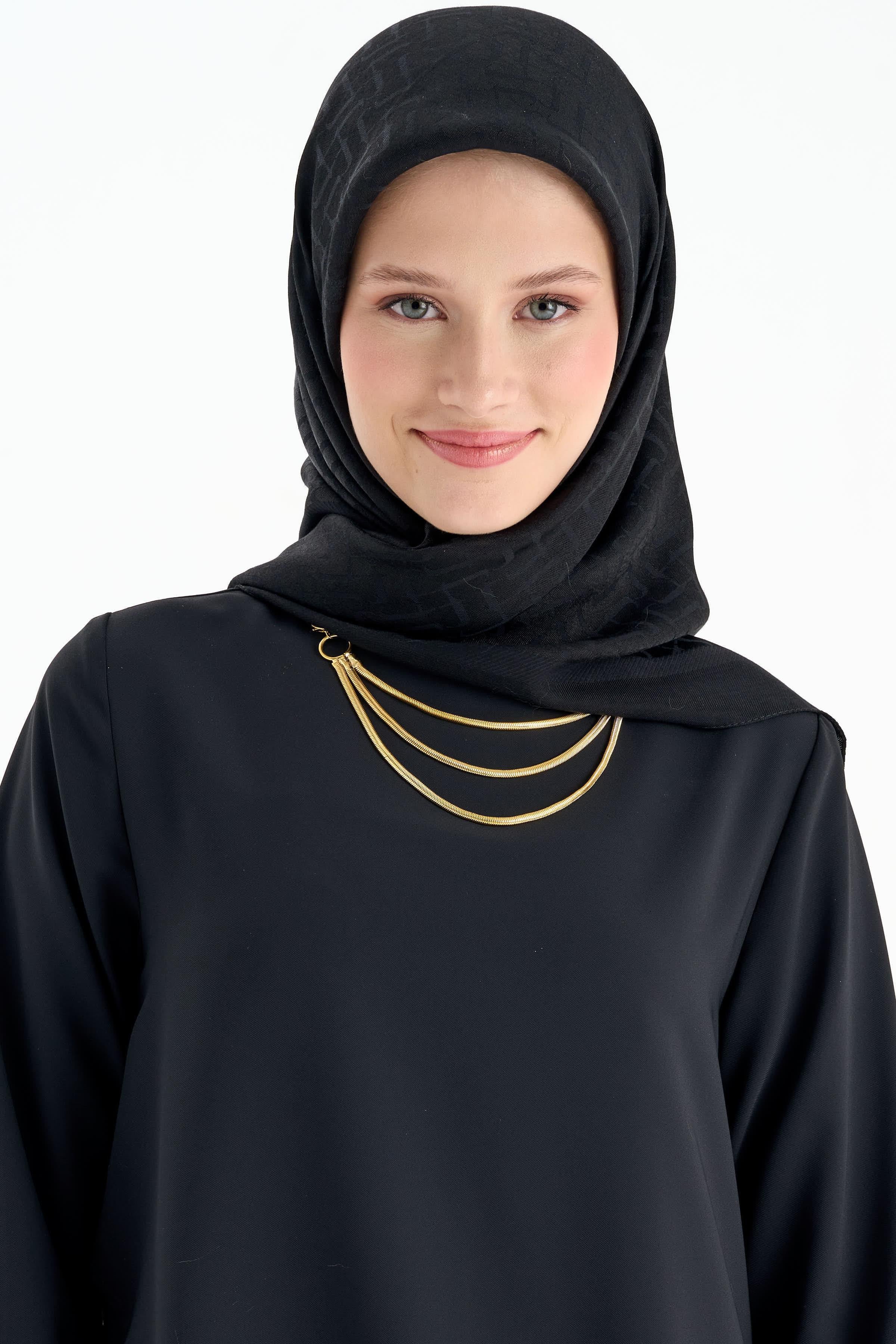 Natural T Logolu Eşarp - Siyah TUGBA