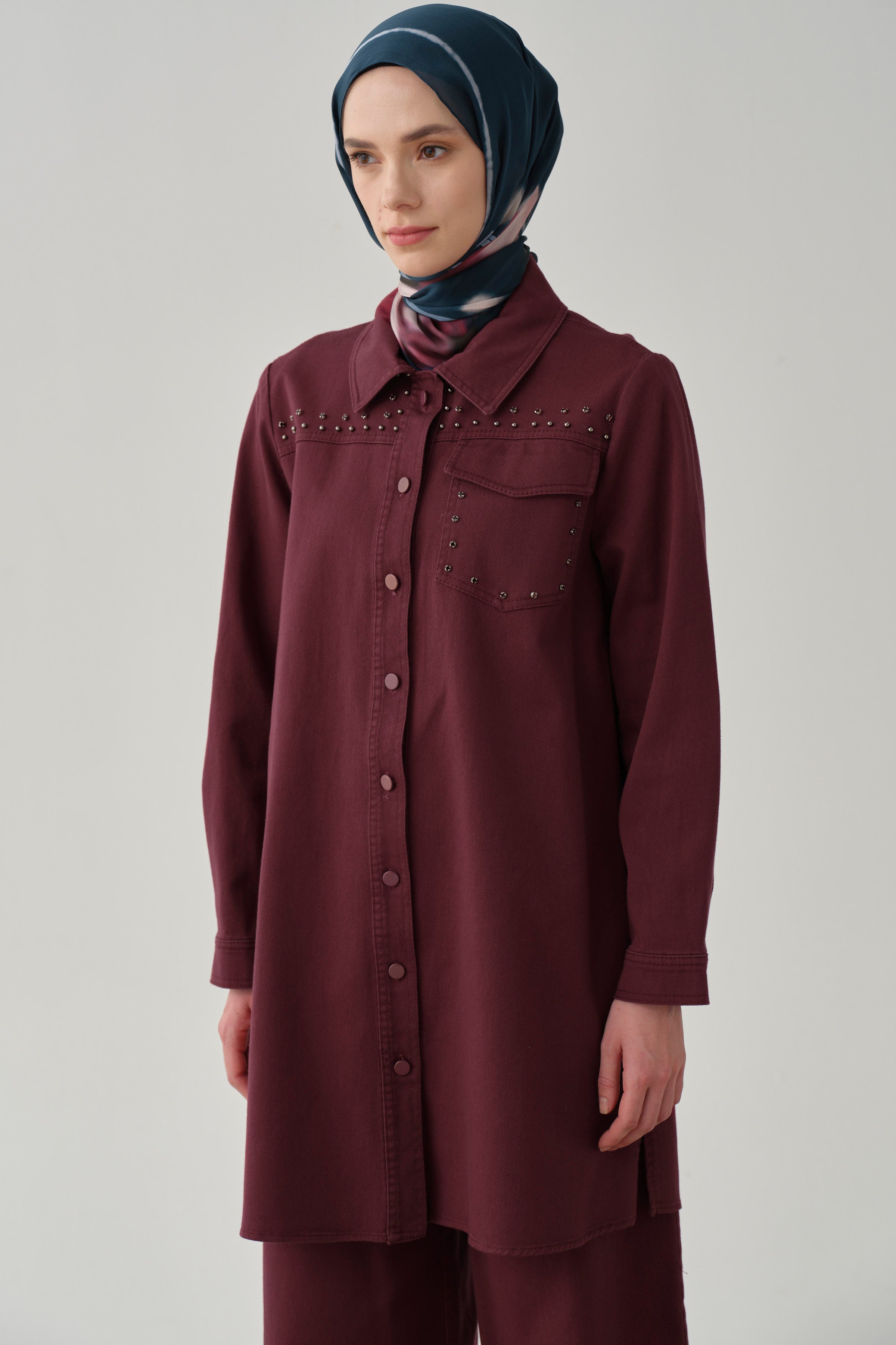 Taş Çakmalı Yırtmaçlı Canvas Gömlek - Mürdüm TUGBA