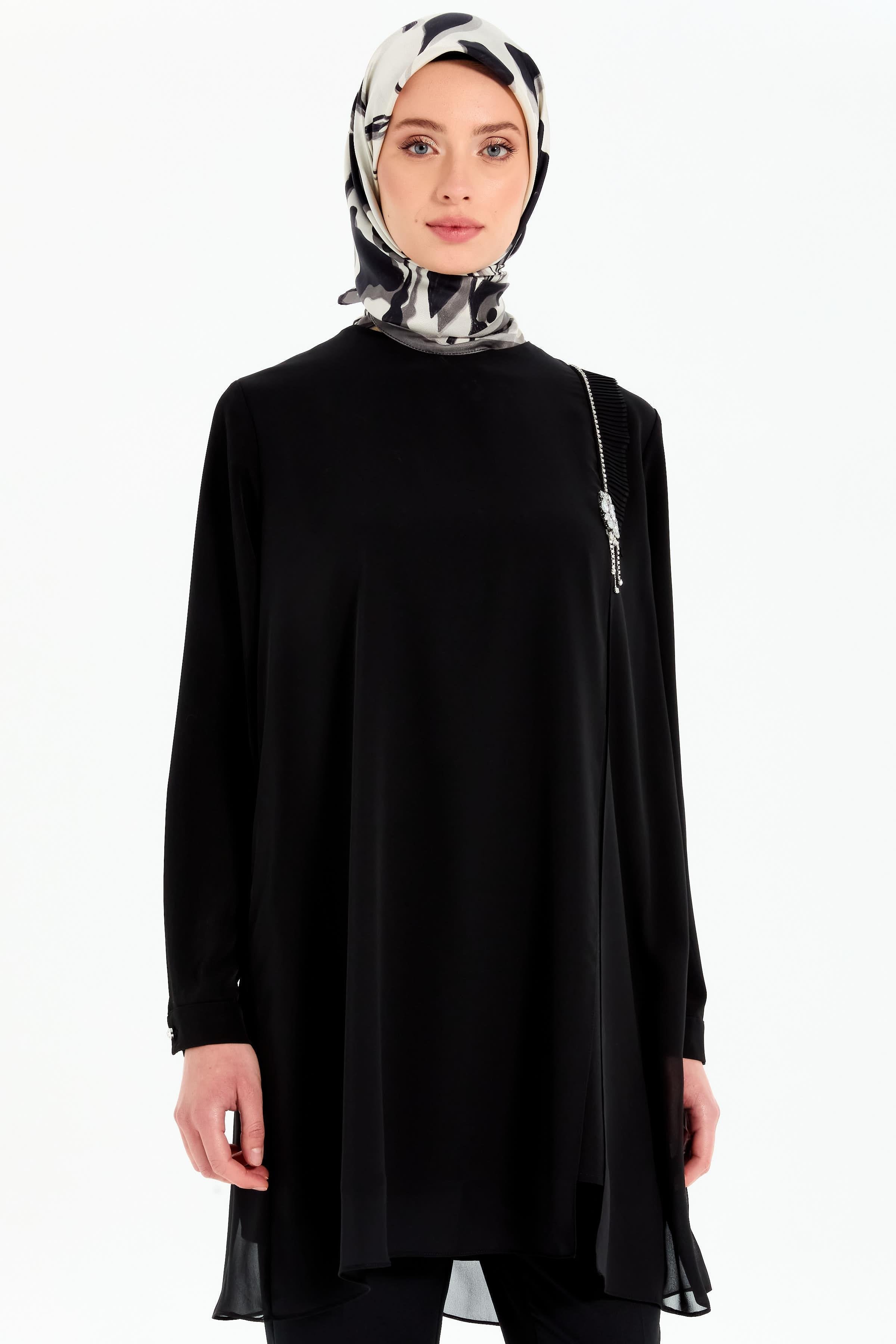 Taş Detaylı Bluz - Siyah TUGBA