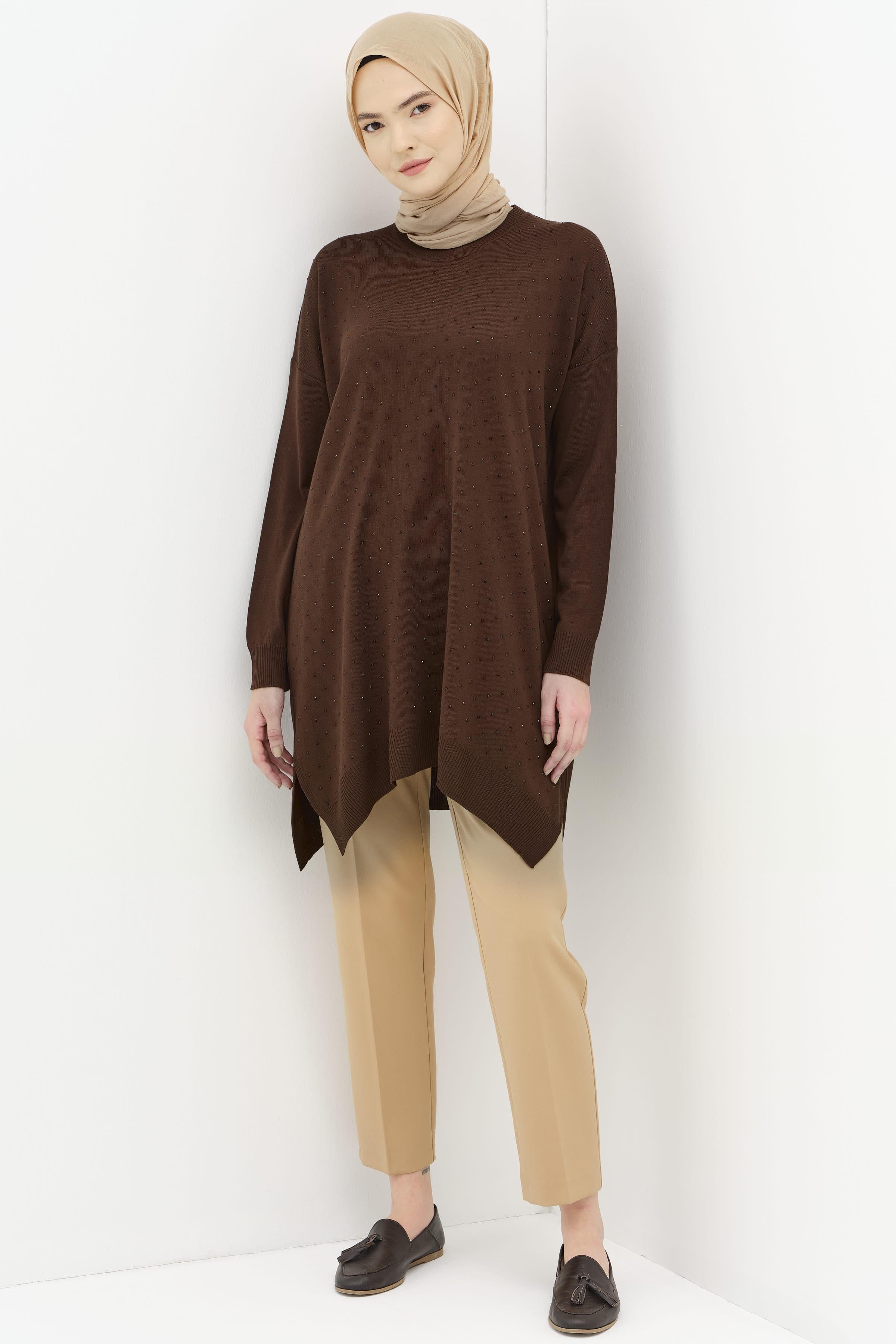 Taş Detaylı Yırtmaçlı Triko Tunik - Kahve TUGBA