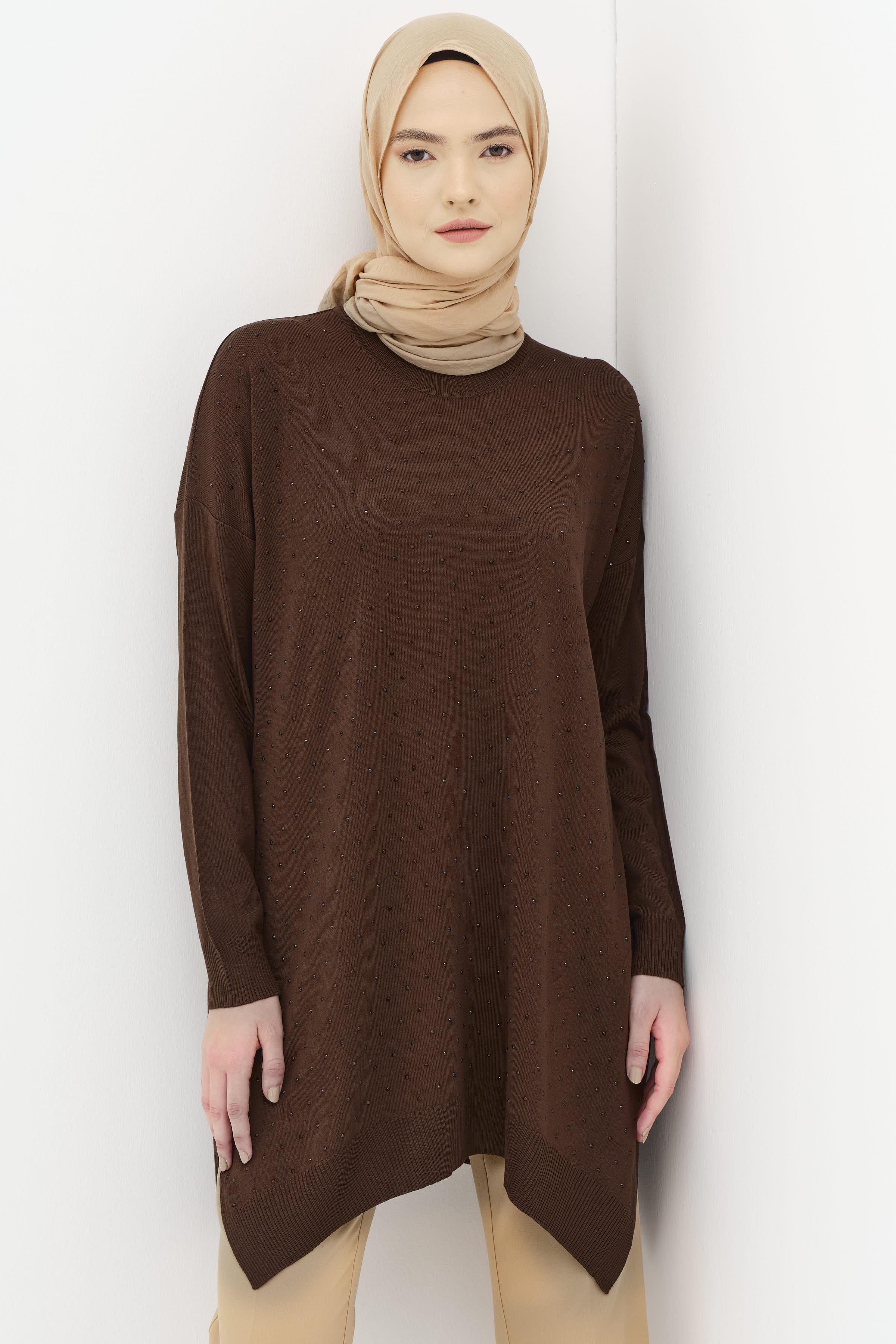 Taş Detaylı Yırtmaçlı Triko Tunik - Kahve TUGBA