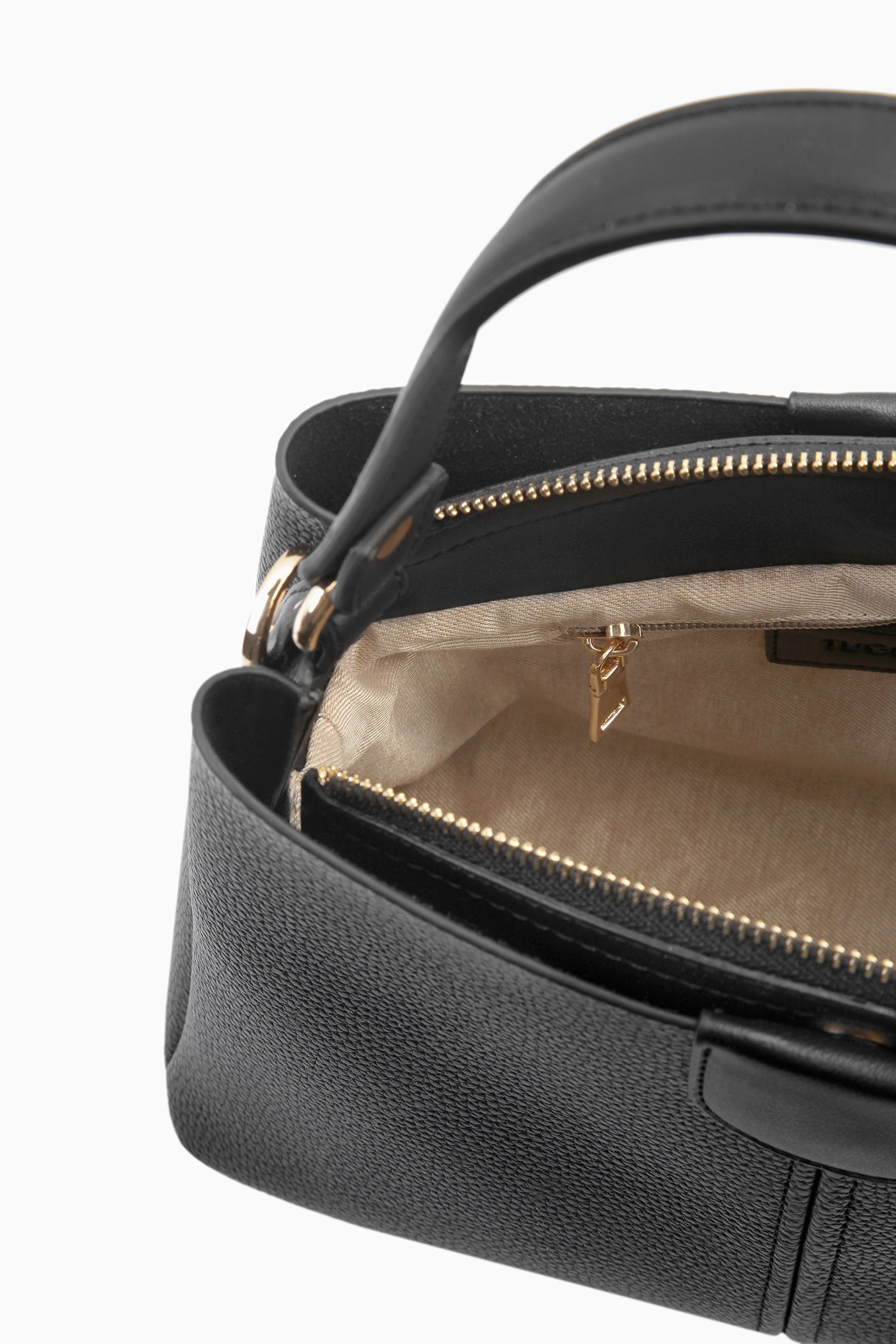 Tek Askılı Üçgen Çanta - Siyah TUGBA