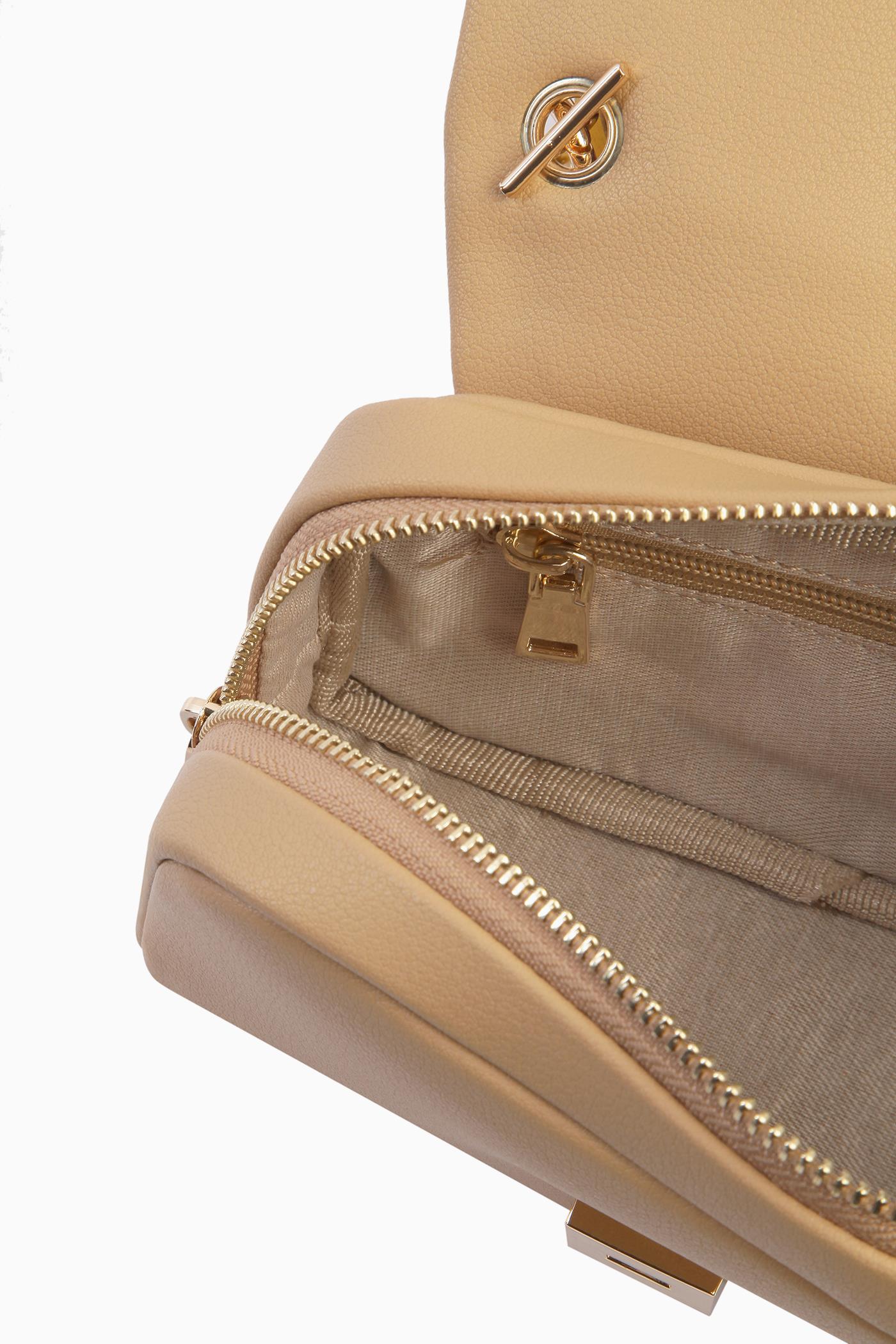 Zincir Kulplu Flap Çanta - Ten TUGBA