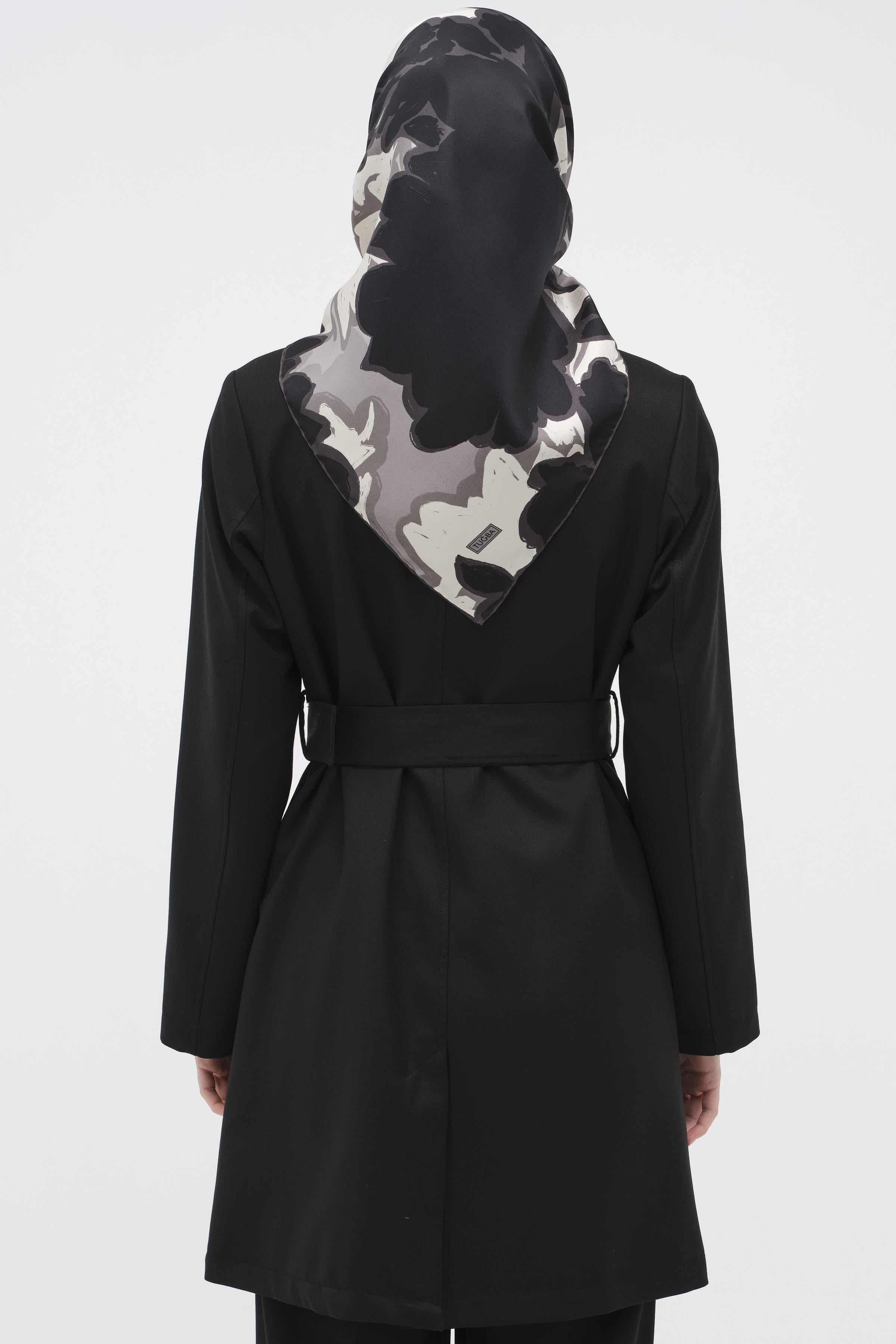 Tokalı Kemer Detaylı Ceket - Siyah TUGBA