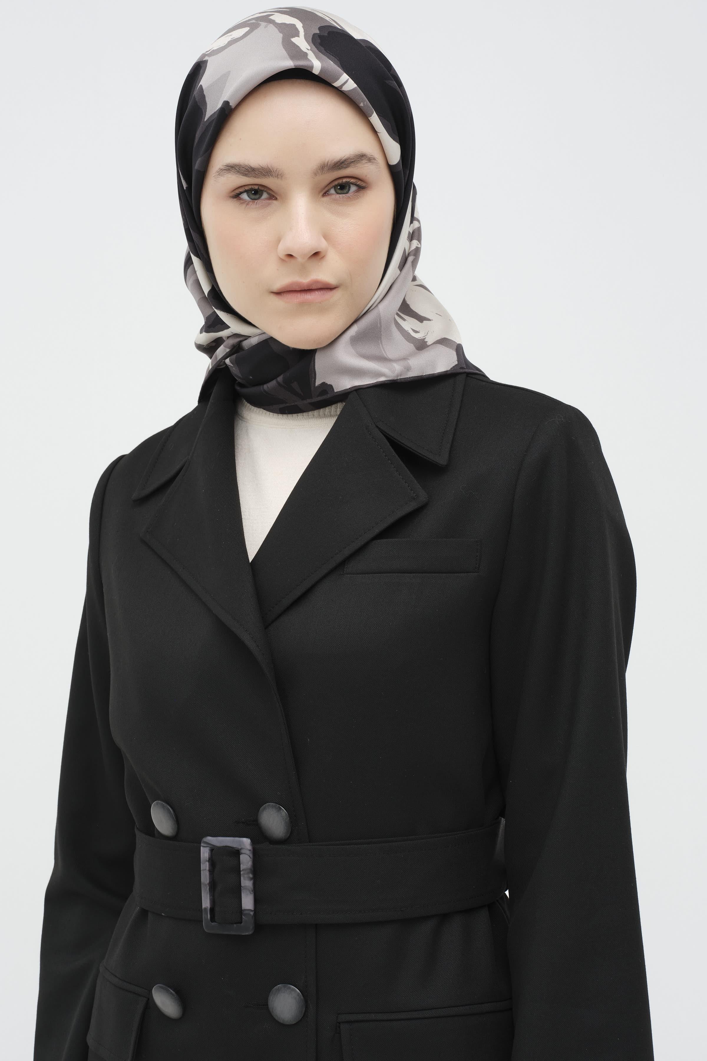 Tokalı Kemer Detaylı Ceket - Siyah TUGBA