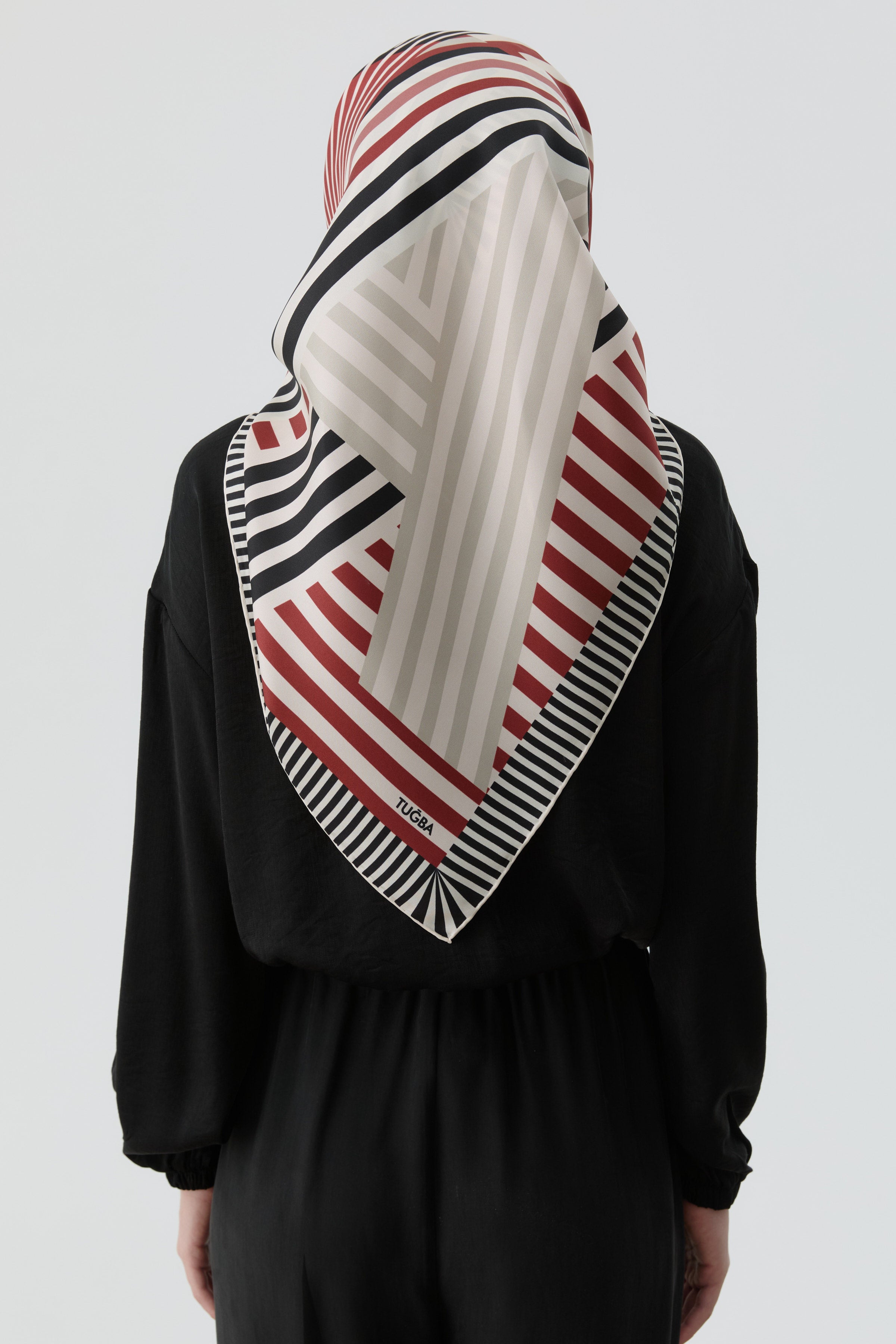 Tuğba Geo Twill İpek Eşarp - Kırmızı - Siyah TUGBA