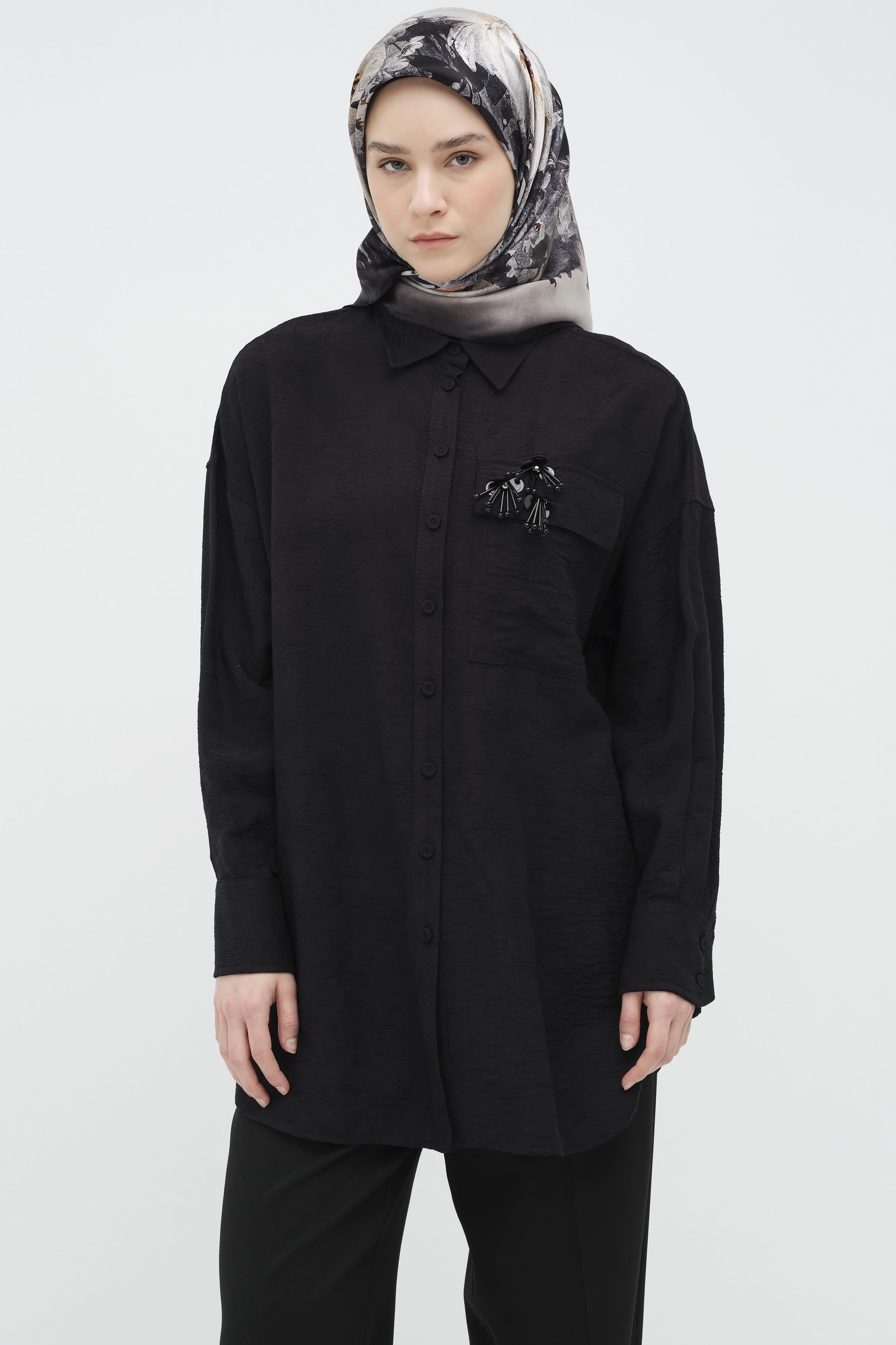 Üç Boyutlu İşlemeli Kısa Tunik - Siyah TUGBA