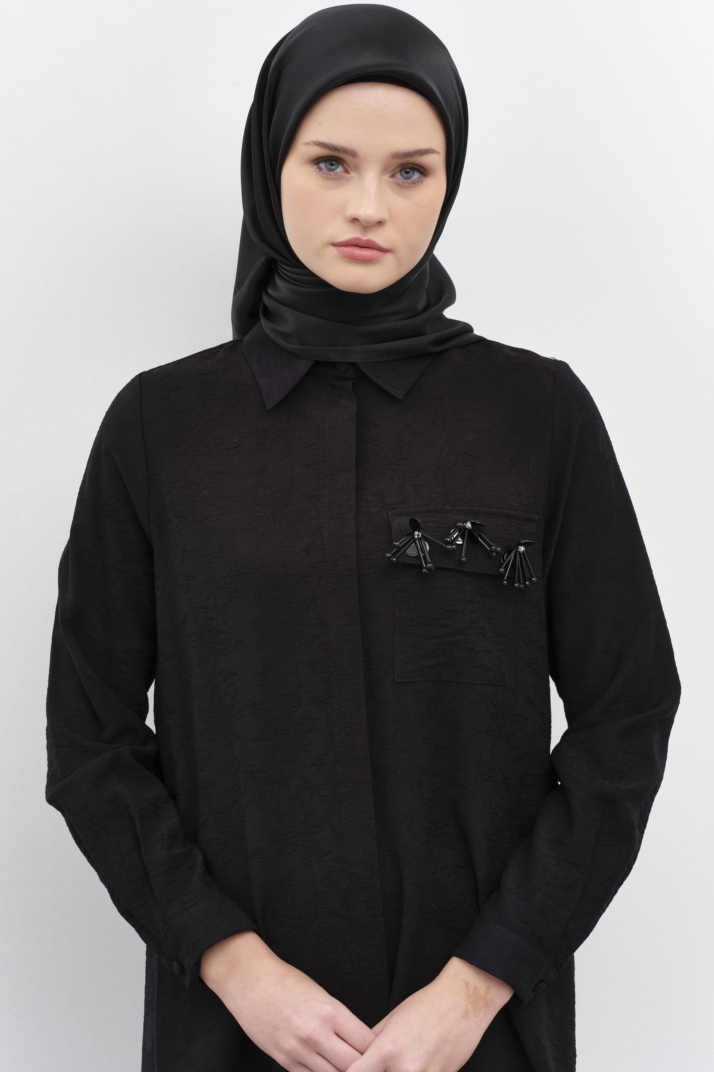 Üç Boyutlu İşlemeli Uzun Tunik - Siyah TUGBA