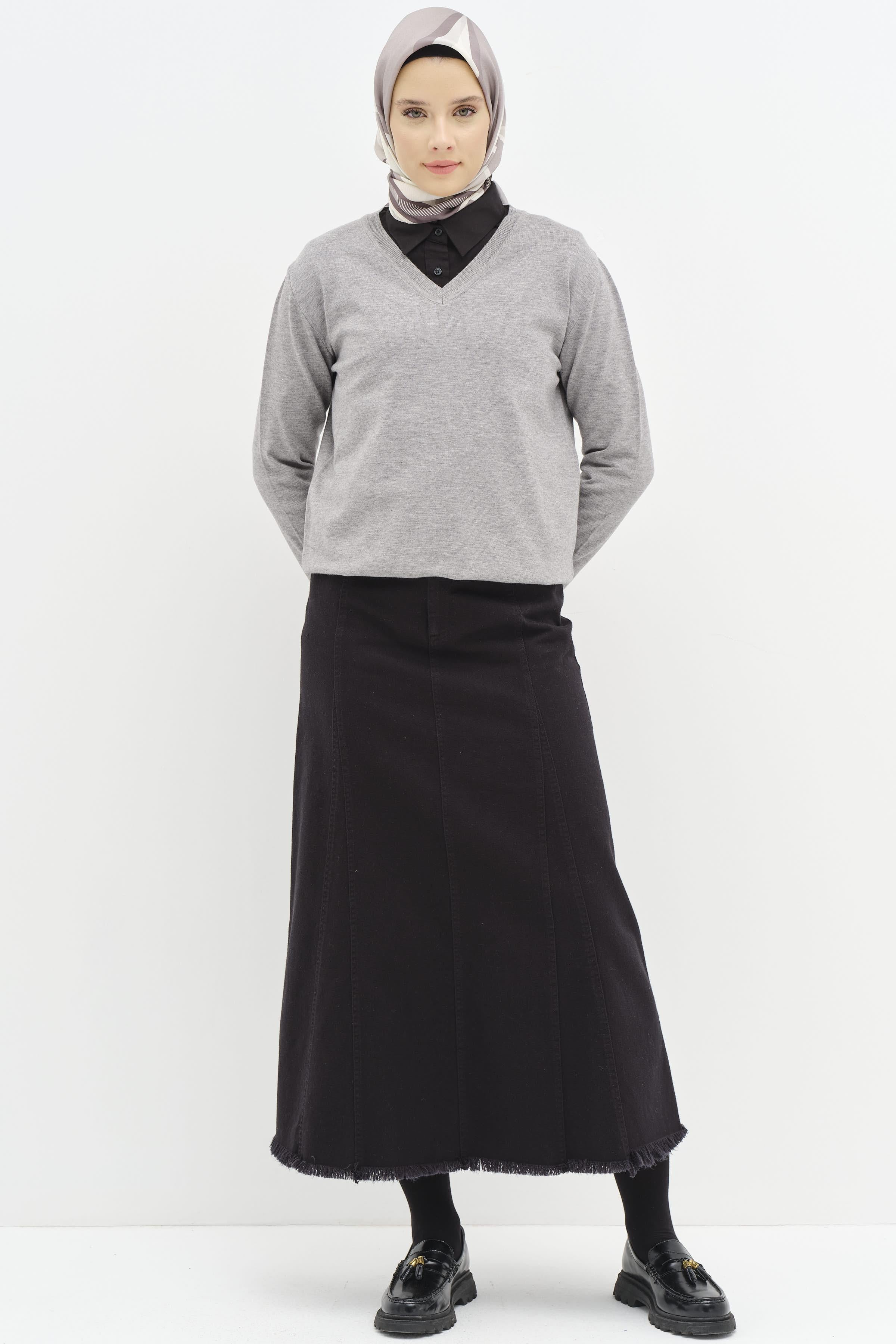 V Yaka Kol Düğme Detaylı Kazak - Gri TUGBA