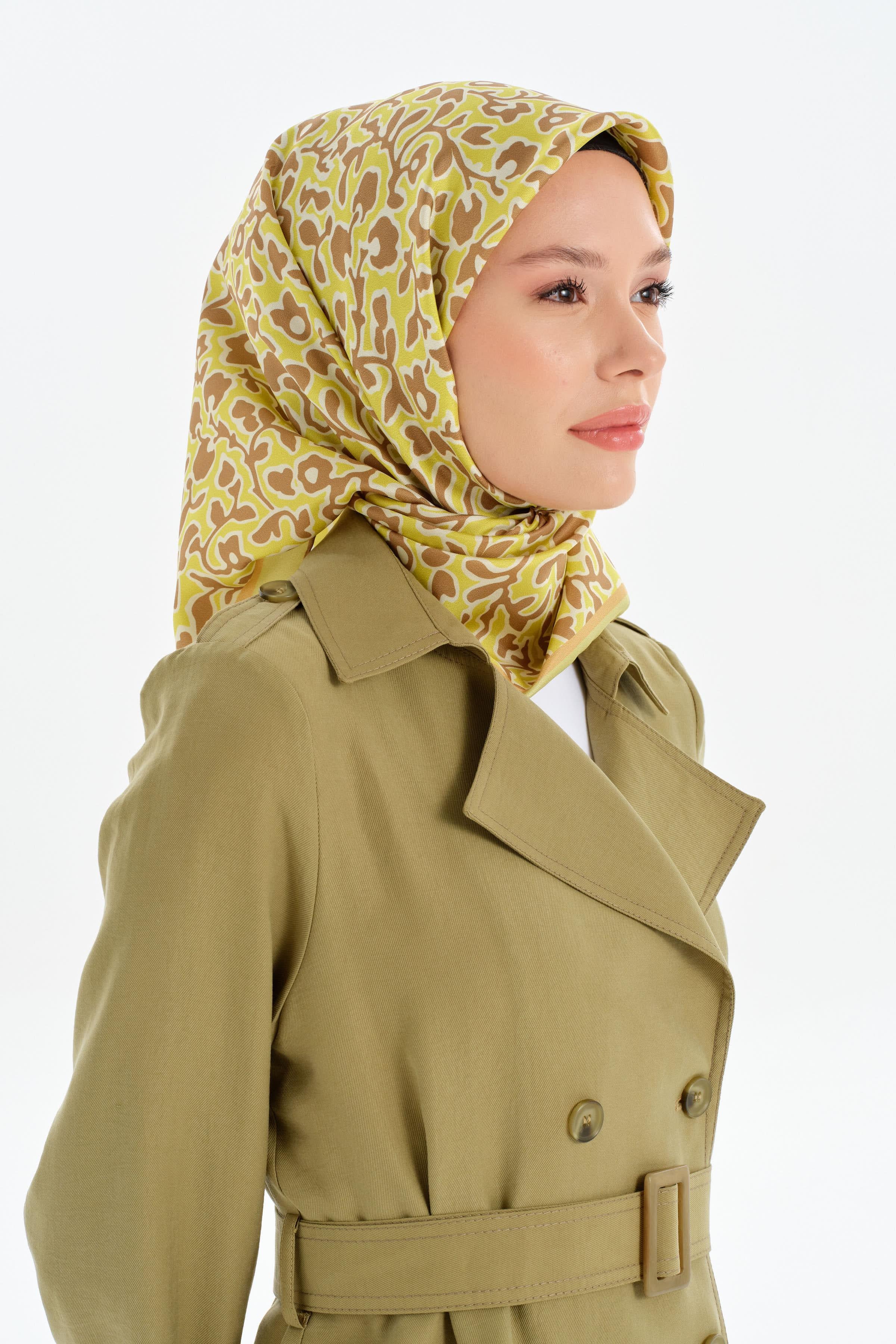 Vektörel Çiçek Desen Twill İpek Eşarp - Fıstık Yeşili TUGBA