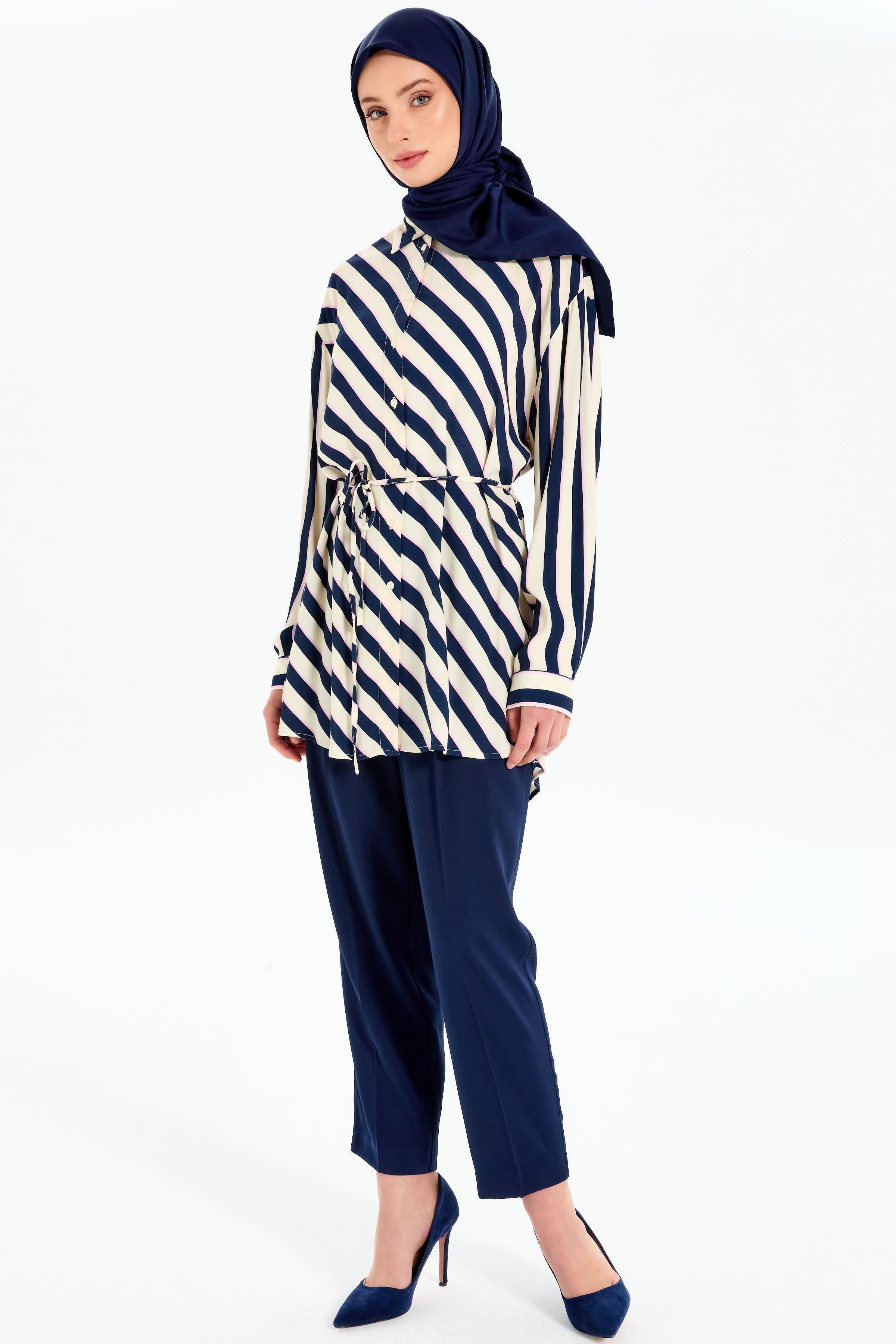 Verev Çizgili Bel Bağcıklı Gömlek - Lacivert TUGBA
