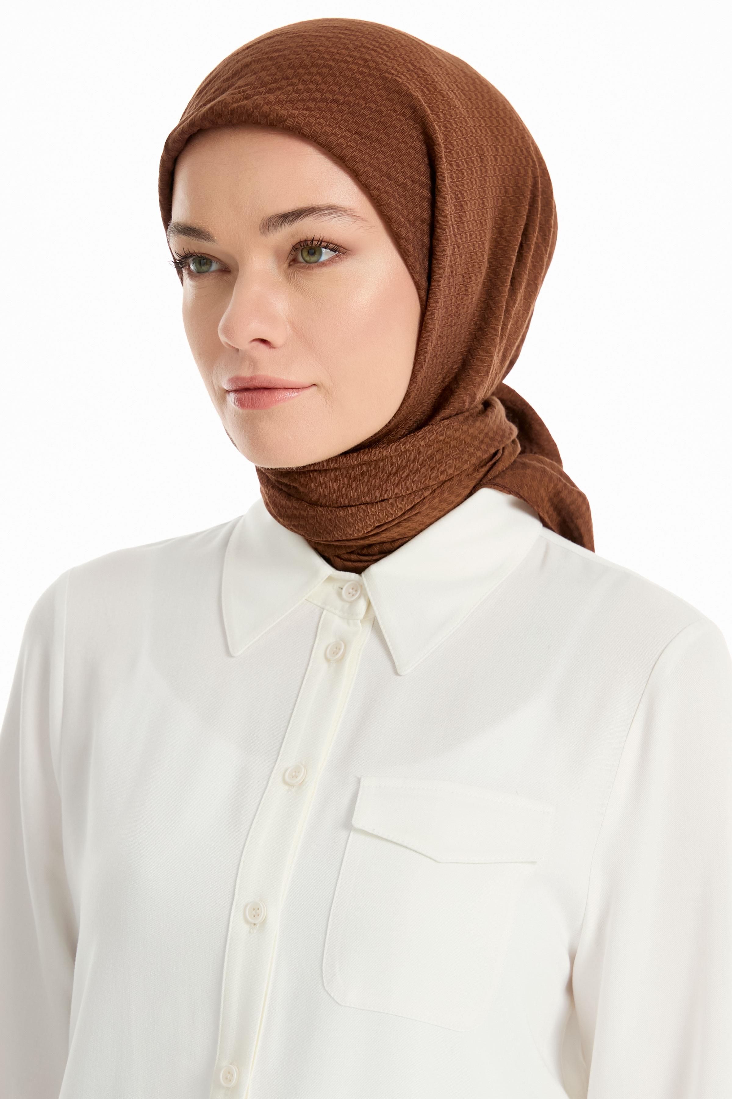 Kazayağı Desen Viskon Eşarp - Açık Kahve TUGBA