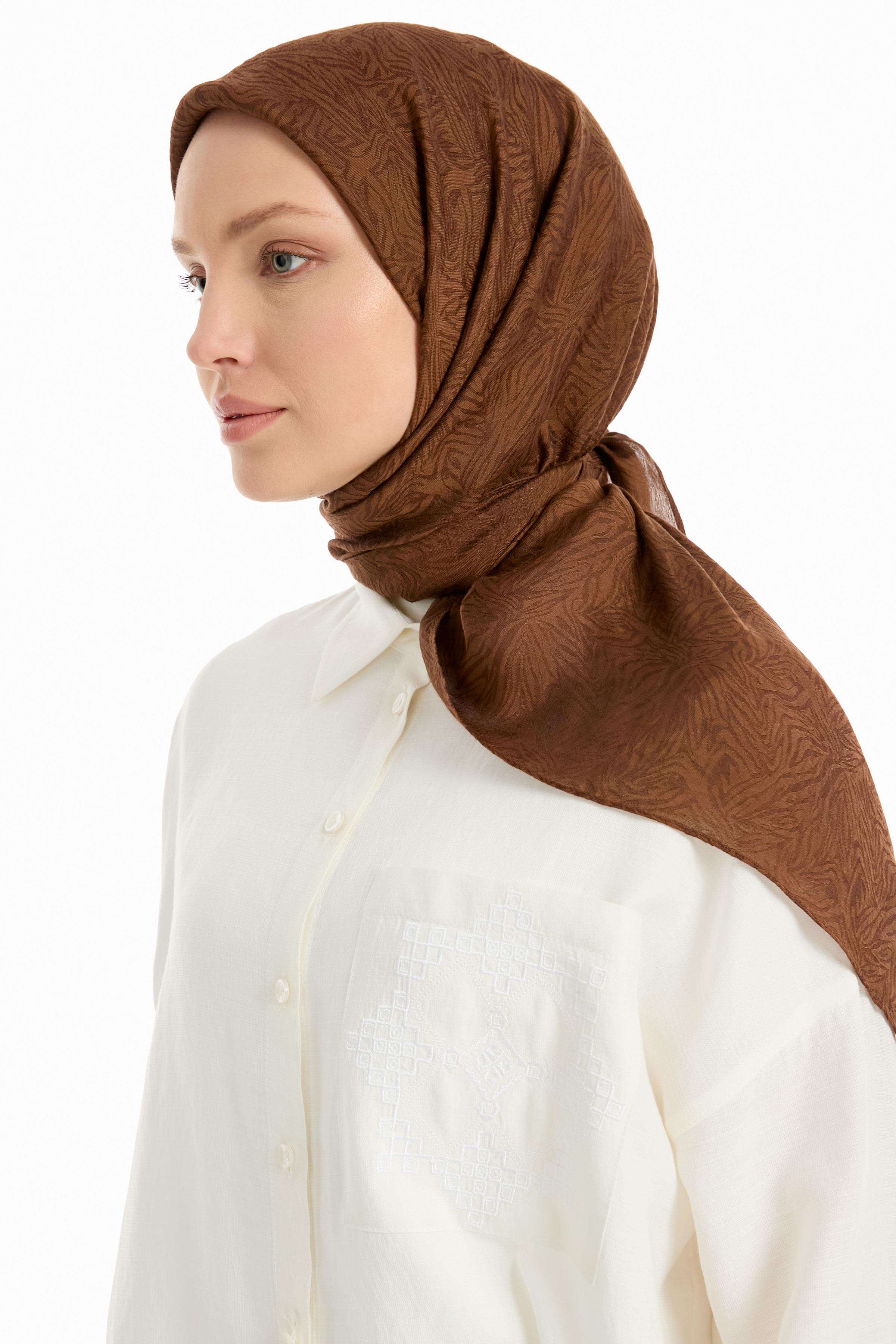 Zebra Desen Viskon Eşarp - Açık Kahve TUGBA