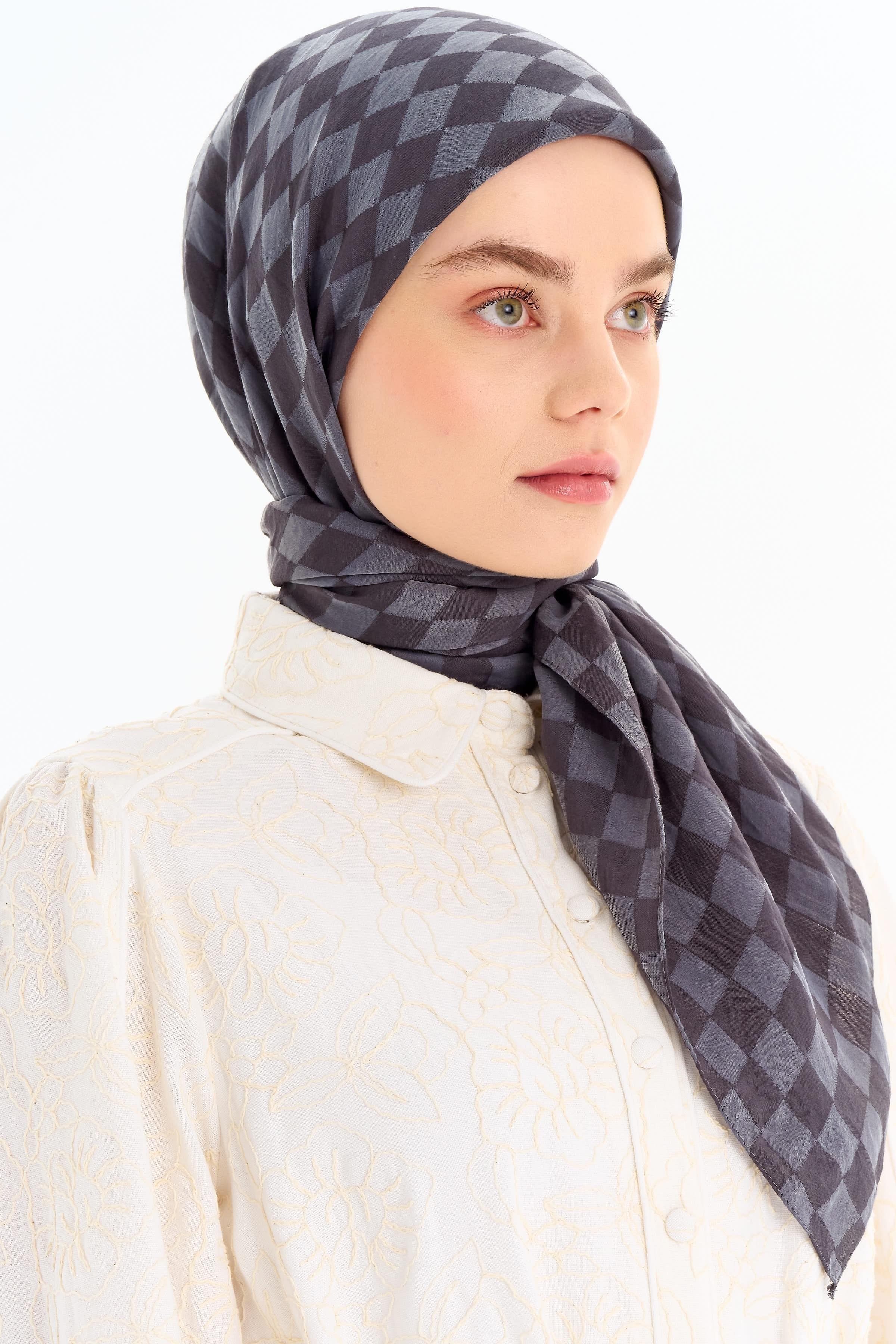 Dama Desen Viskon Eşarp - Antrasit TUGBA