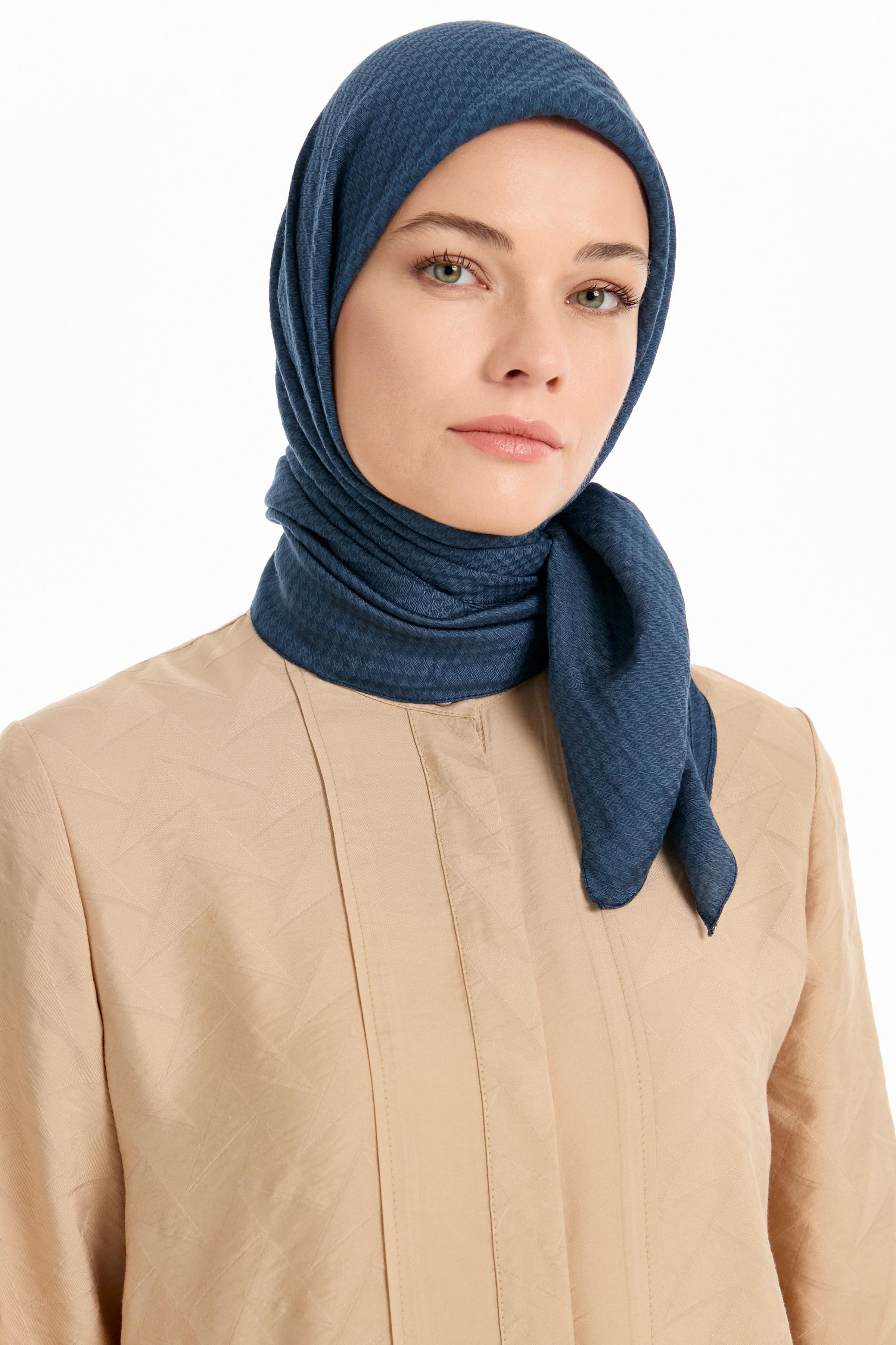 Kazayağı Desen Viskon Eşarp - İndigo TUGBA
