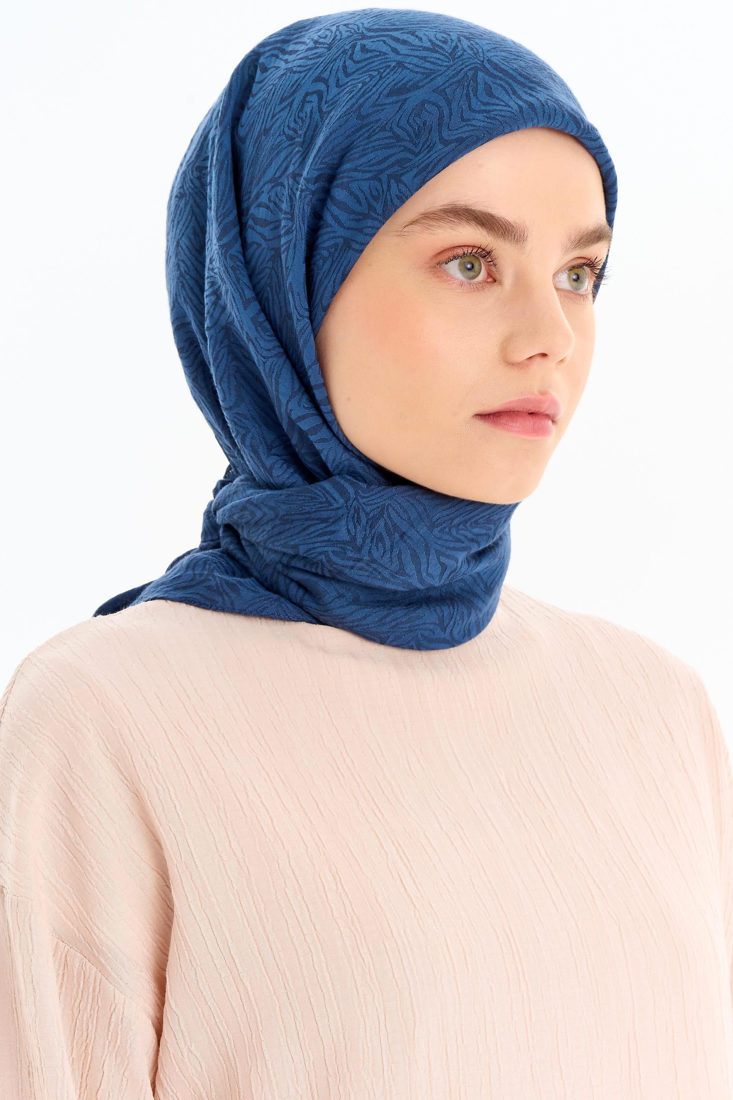 Zebra Desen Viskon Eşarp - İndigo TUGBA