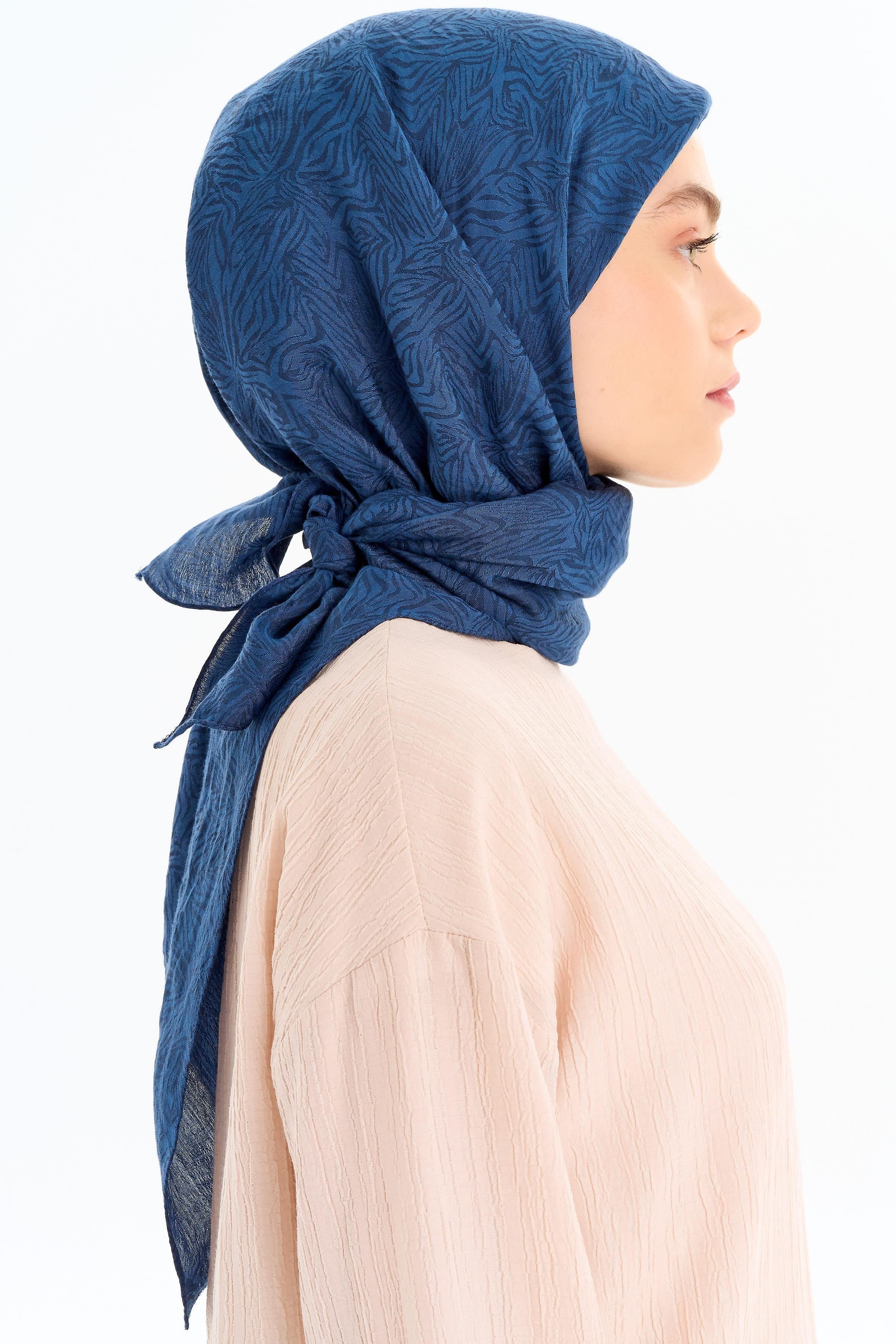 Zebra Desen Viskon Eşarp - İndigo TUGBA