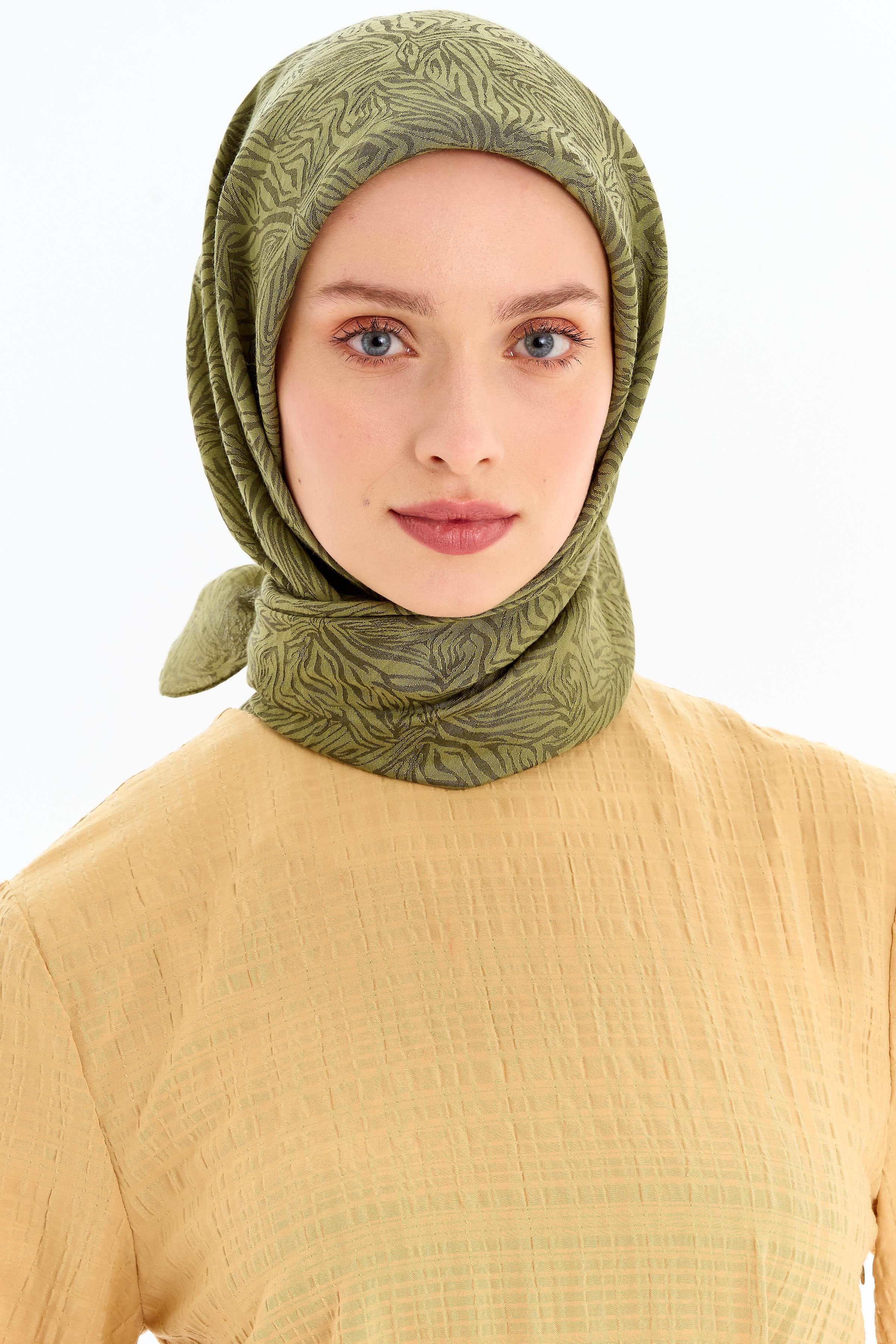 Zebra Desen Viskon Eşarp - Yeşil TUGBA