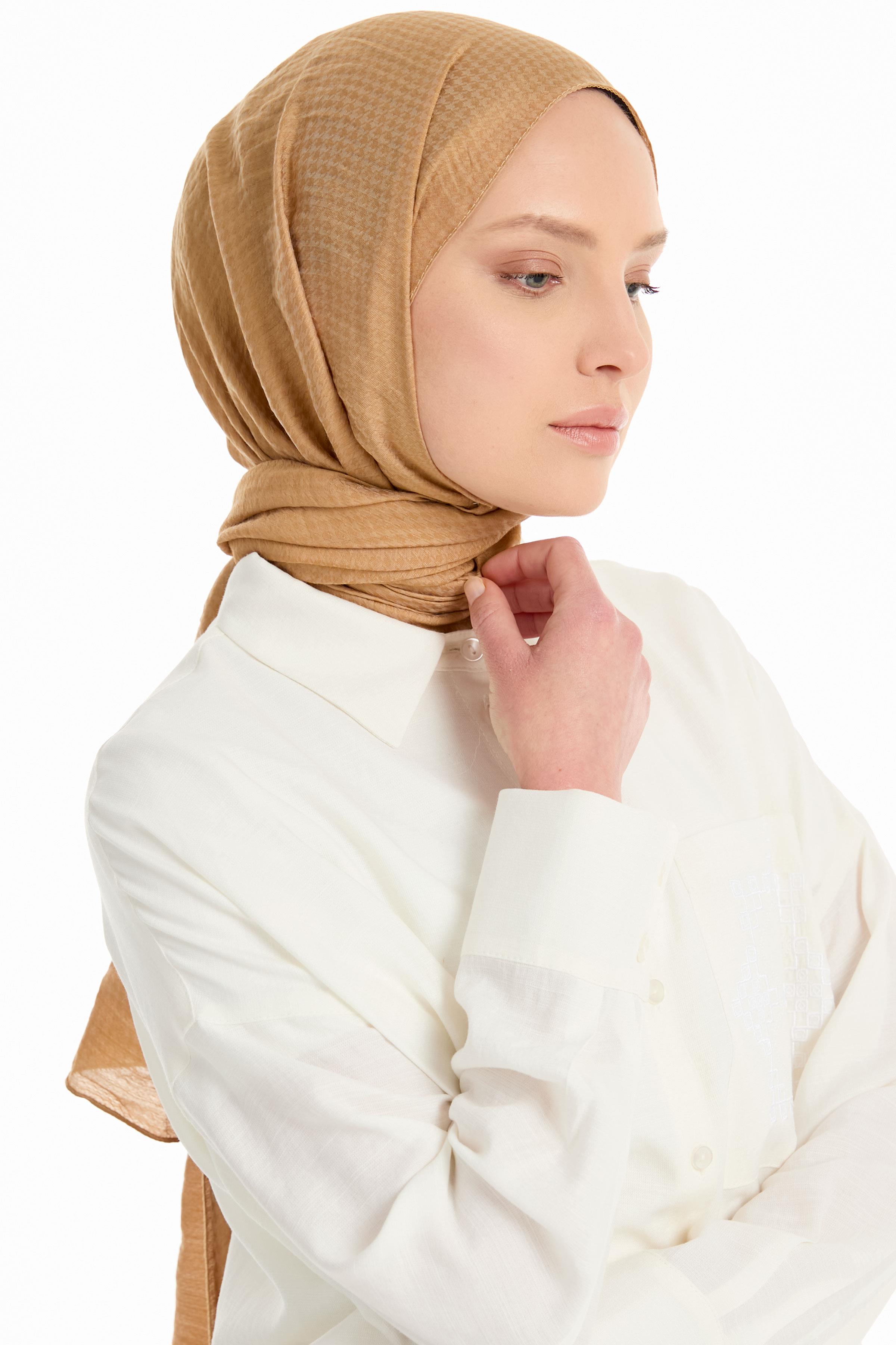 Kazayağı Desen Viskon Şal - Camel TUGBA