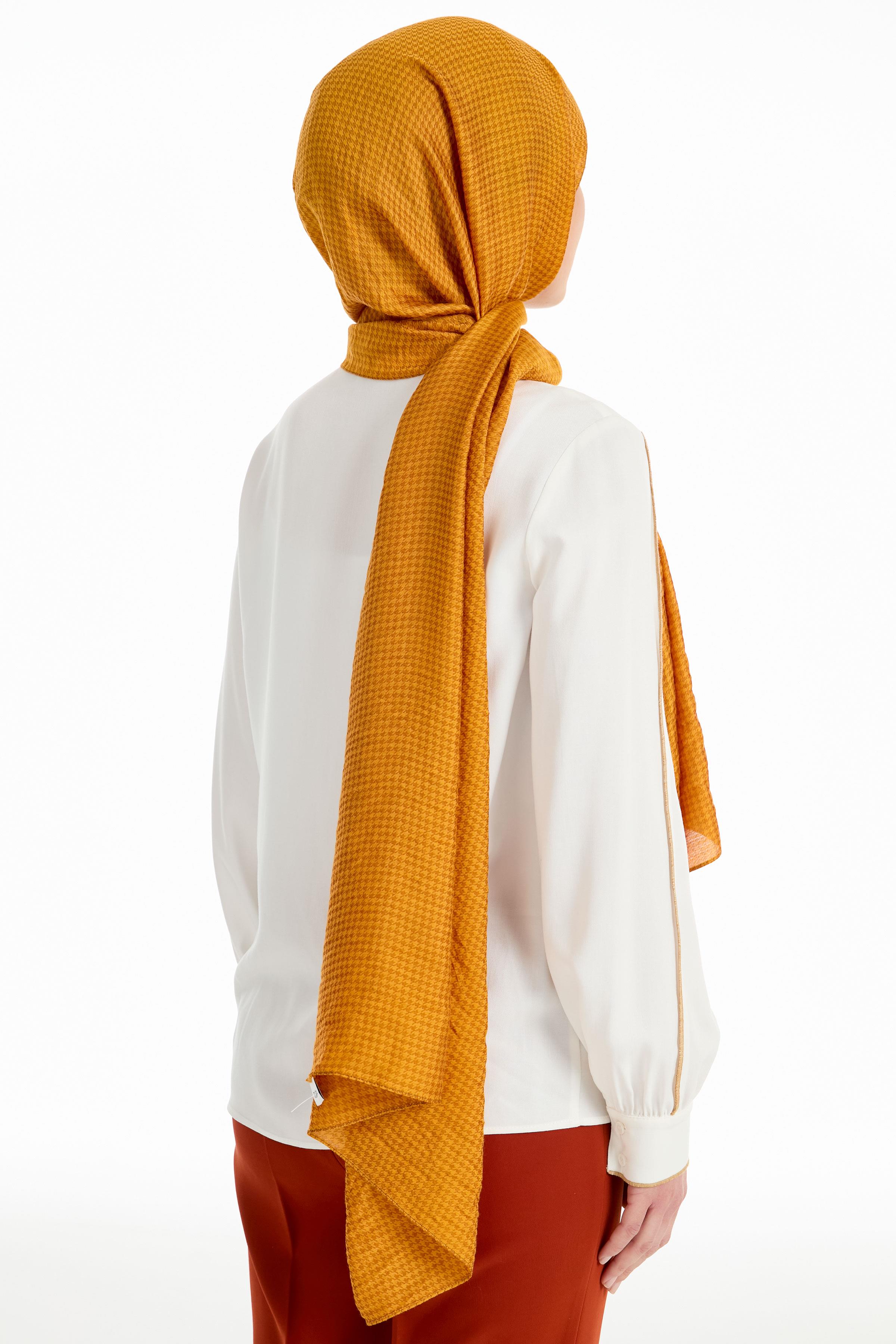 Kazayağı Desen Viskon Şal - Hardal TUGBA