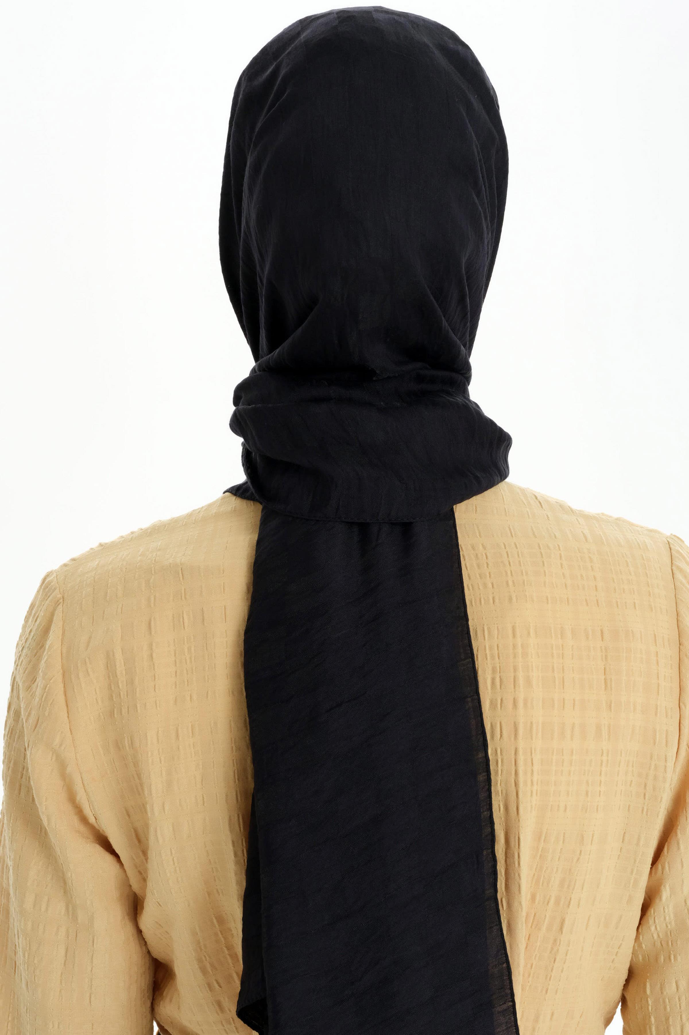 Dama Desen Viskon Şal - Siyah TUGBA