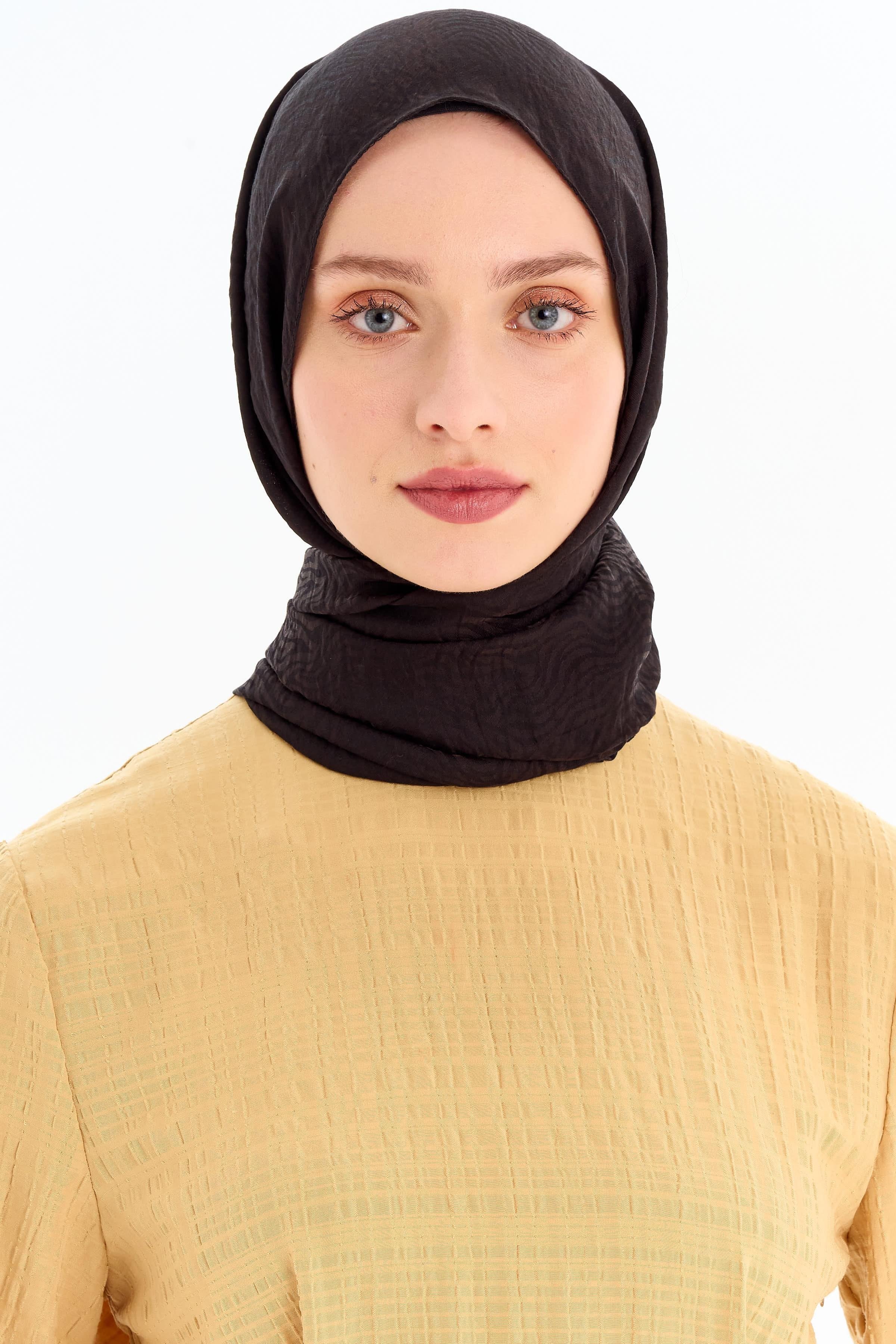 Zebra Desen Viskon Şal - Siyah TUGBA