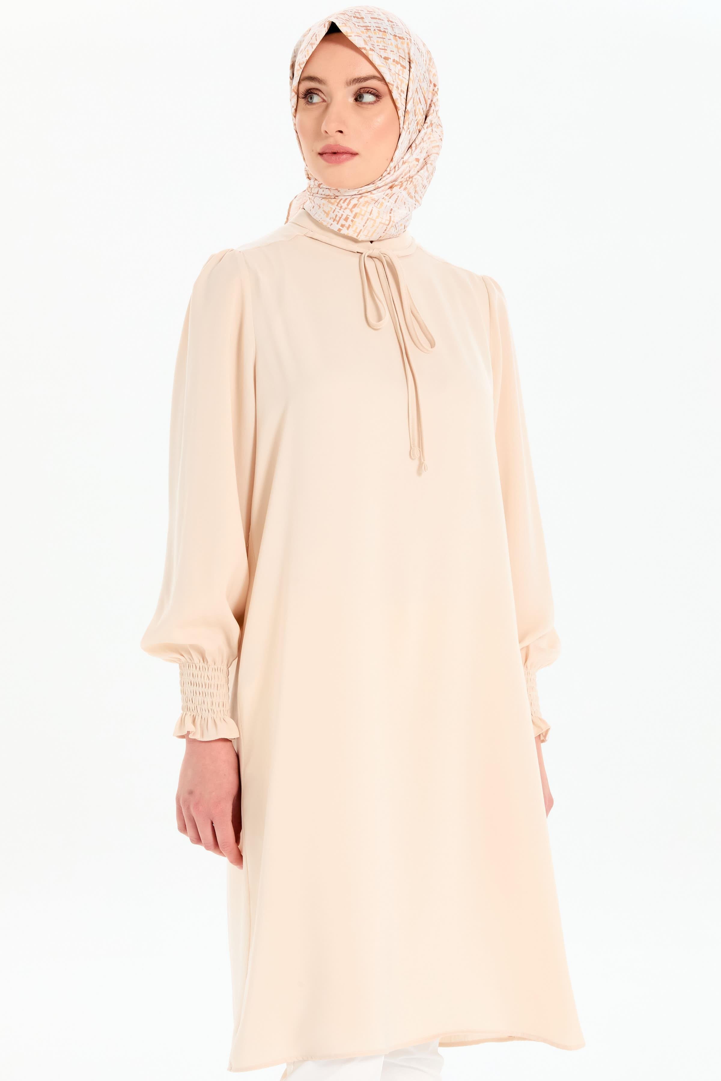 Yaka Bağcık Detaylı Kolları Lastikli Tunik - Bej TUGBA