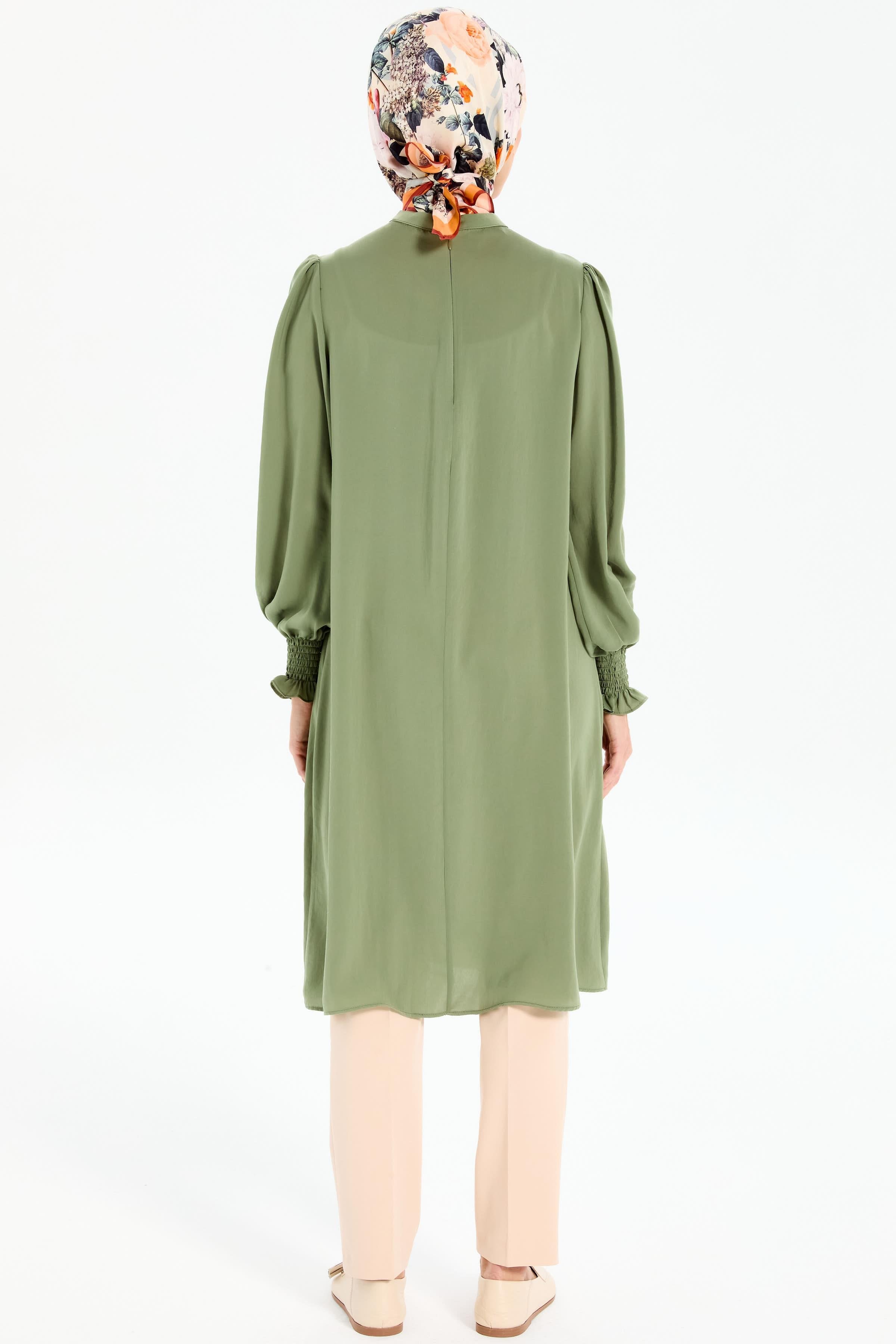 Yaka Bağcık Detaylı Kolları Lastikli Tunik - Haki TUGBA