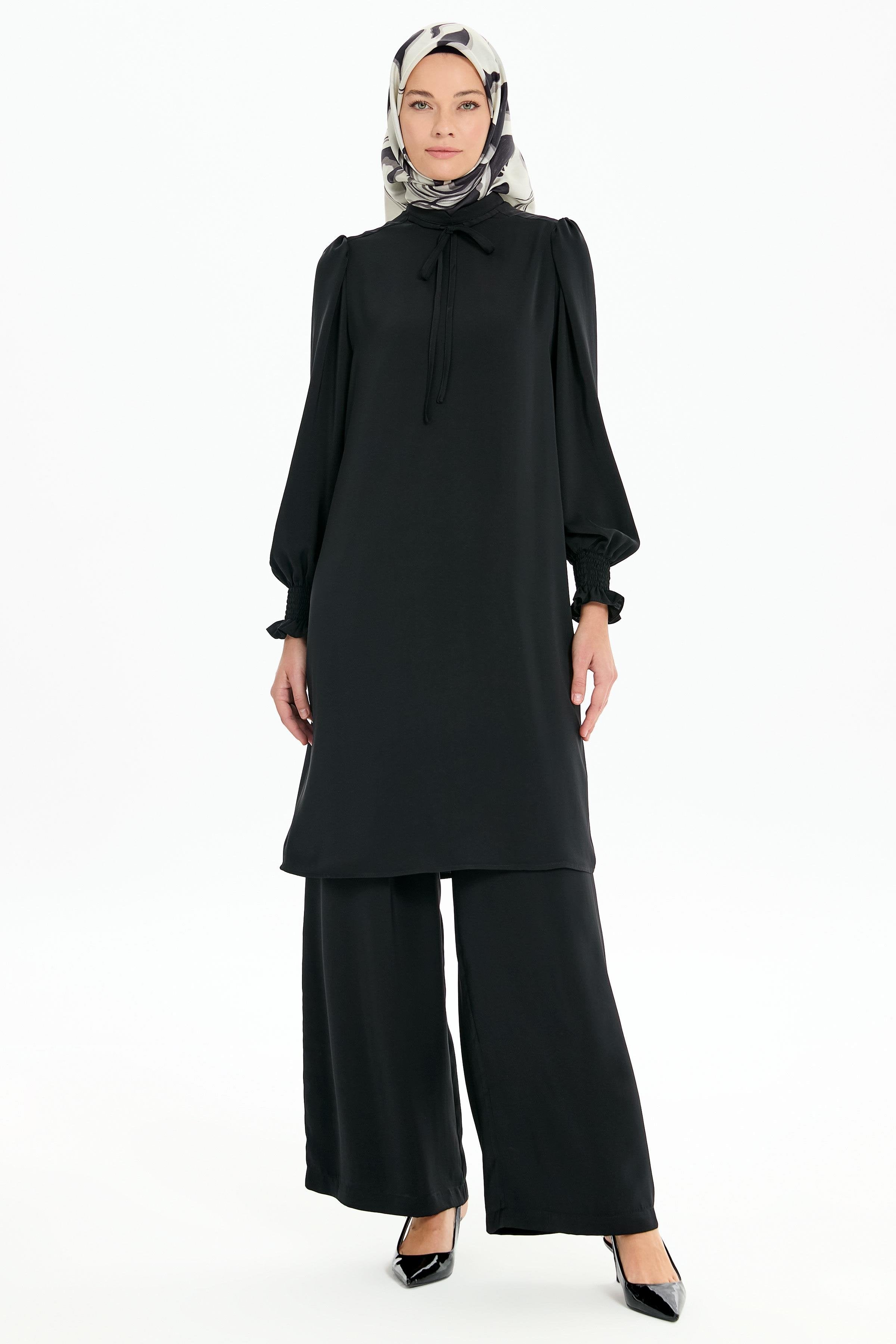 Yaka Bağcık Detaylı Kolları Lastikli Tunik - Siyah TUGBA