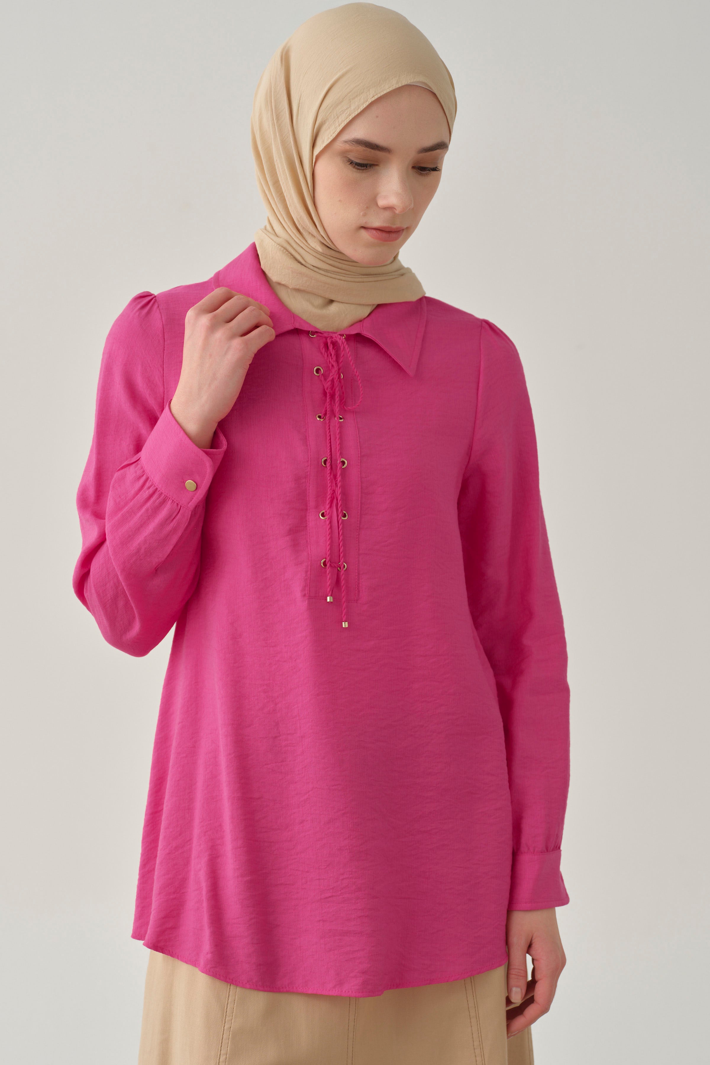 Yaka Çapraz Bağlamalı Bluz - Fuşya TUGBA