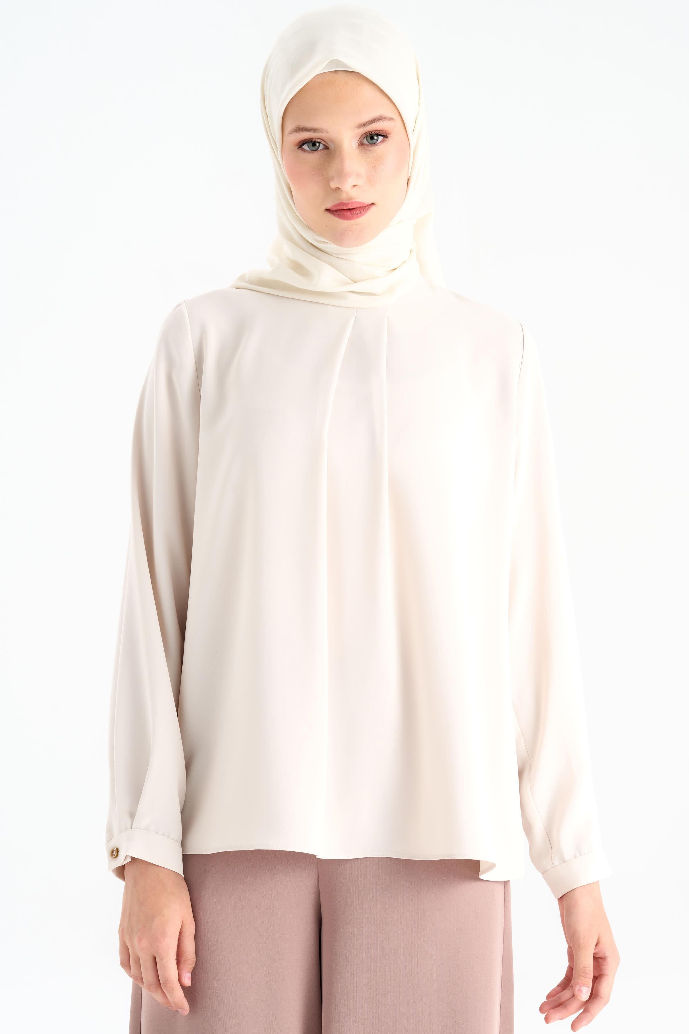 Yaka Pile Detaylı Bluz - Bej TUGBA