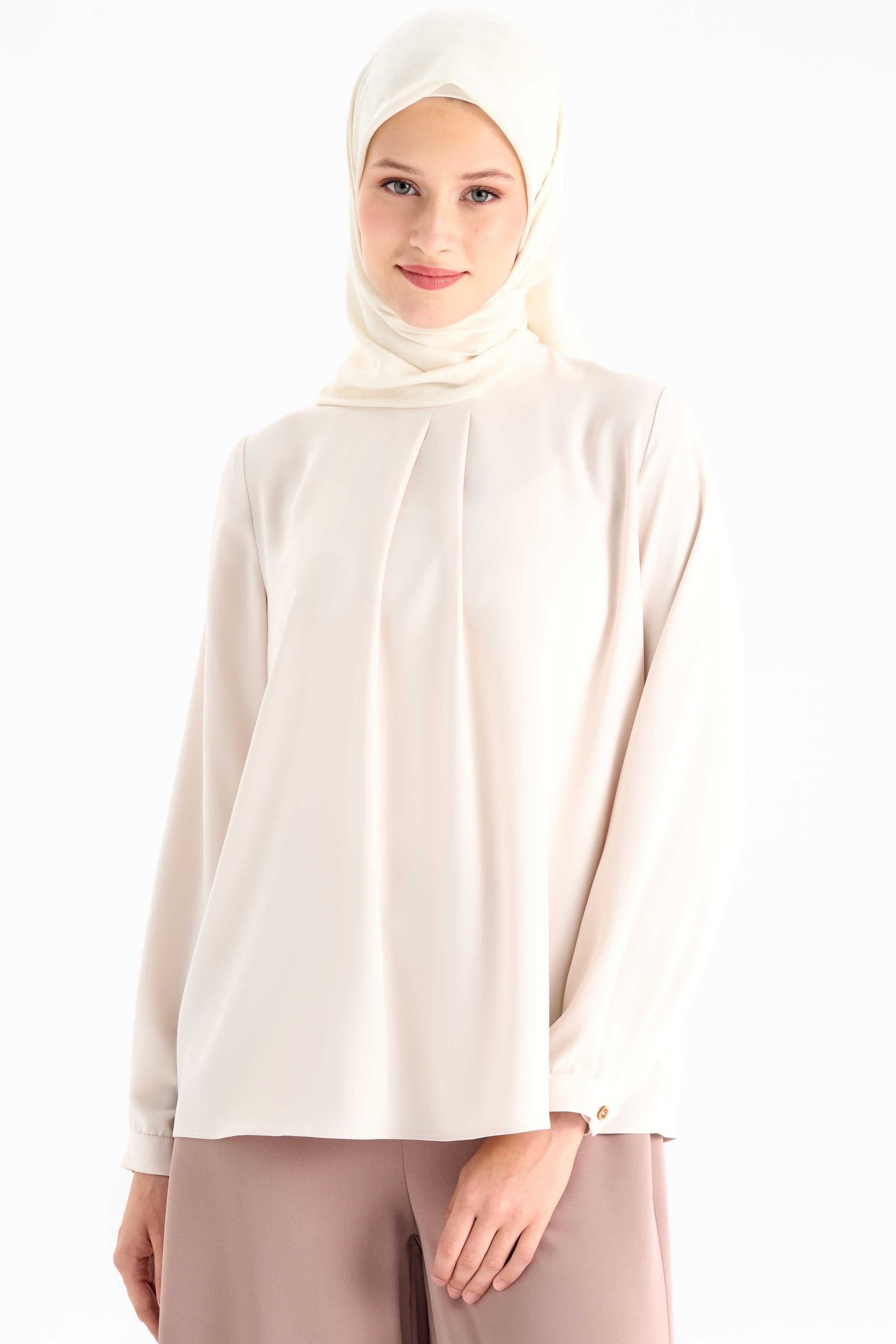 Yaka Pile Detaylı Bluz - Bej TUGBA