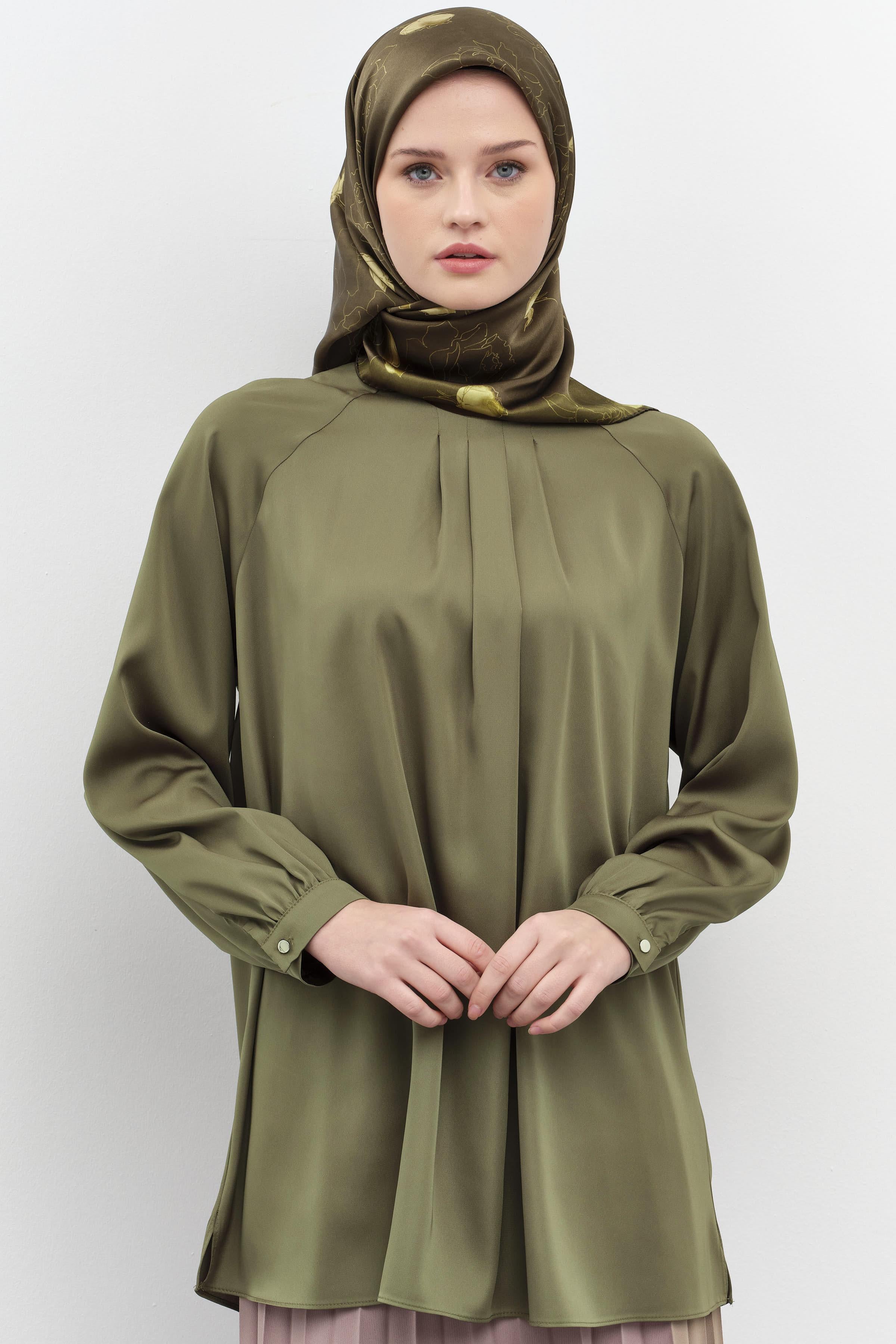 Yaka Pile Detaylı Bluz - Olive TUGBA