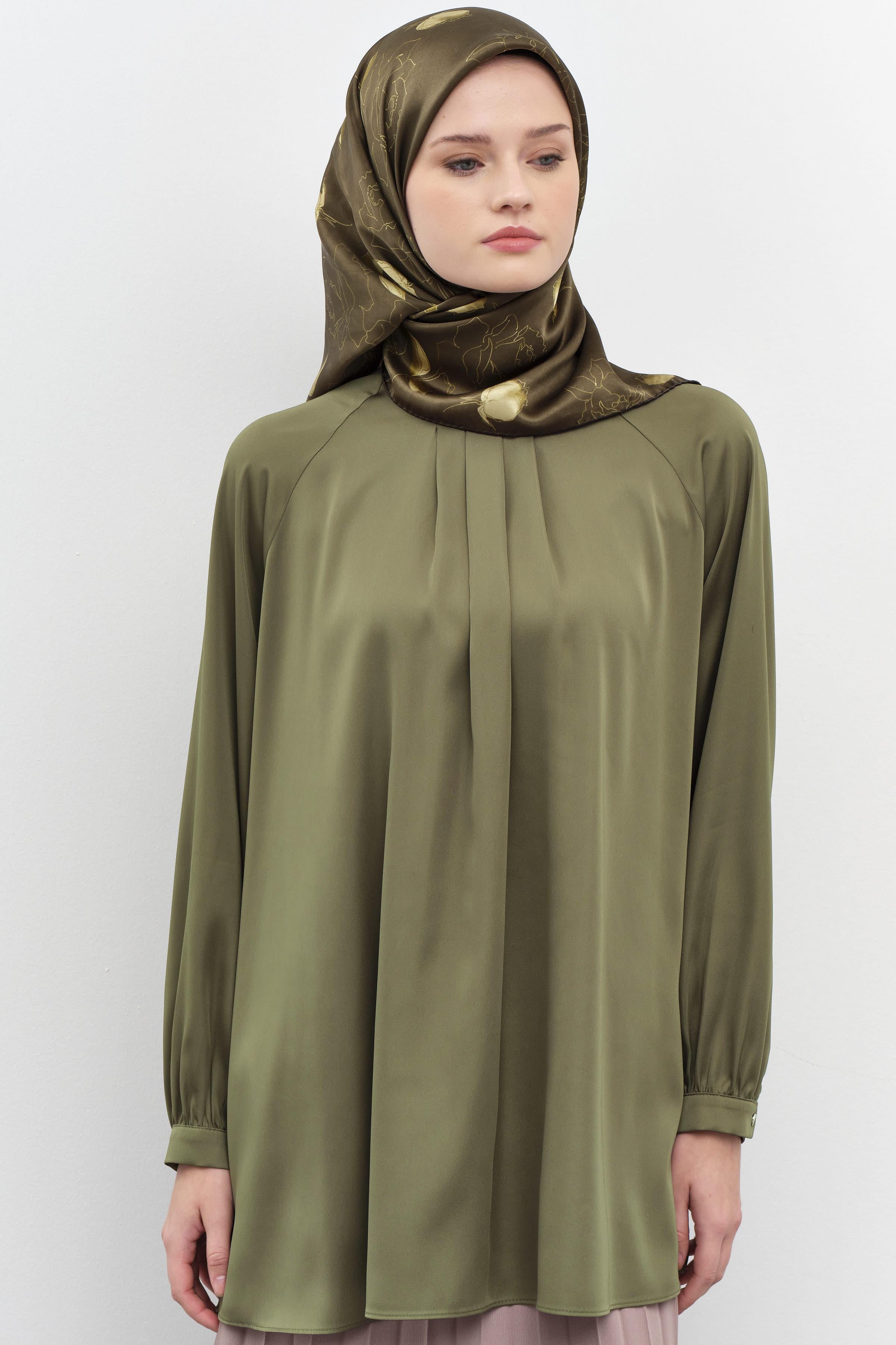 Yaka Pile Detaylı Bluz - Olive TUGBA