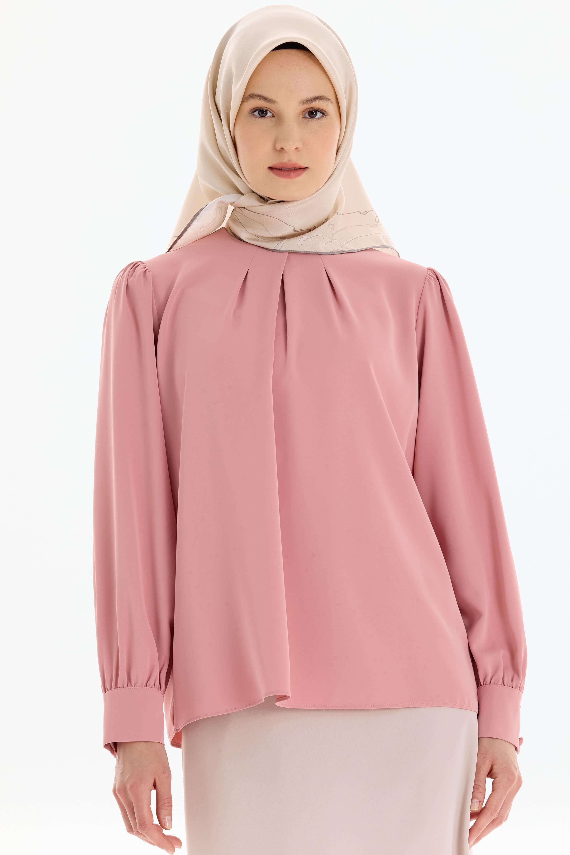 Yaka Pile Detaylı Bluz - Pudra TUGBA