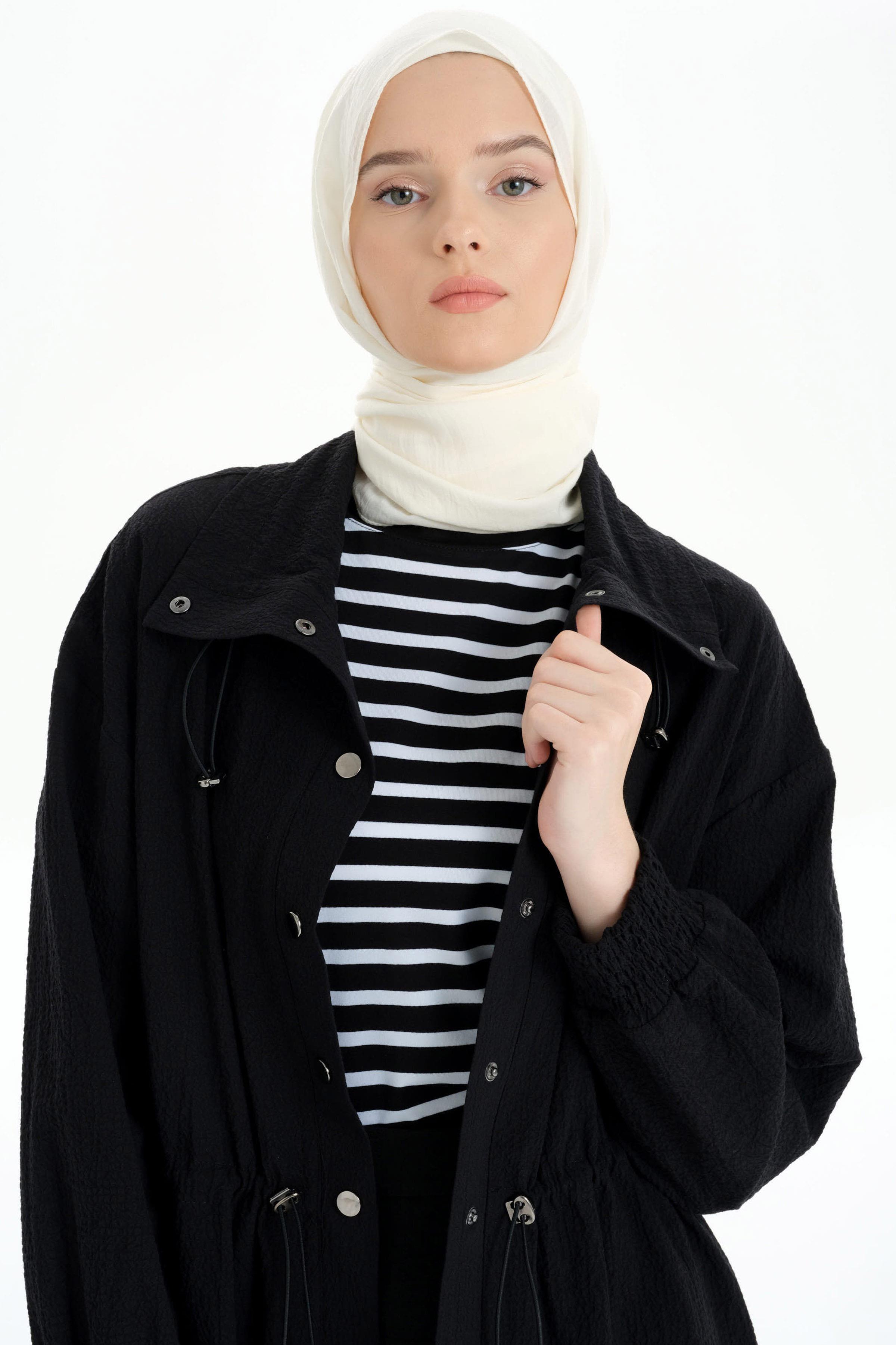 Yaka Ve Bel Tünel Detaylı Kap - Siyah TUGBA