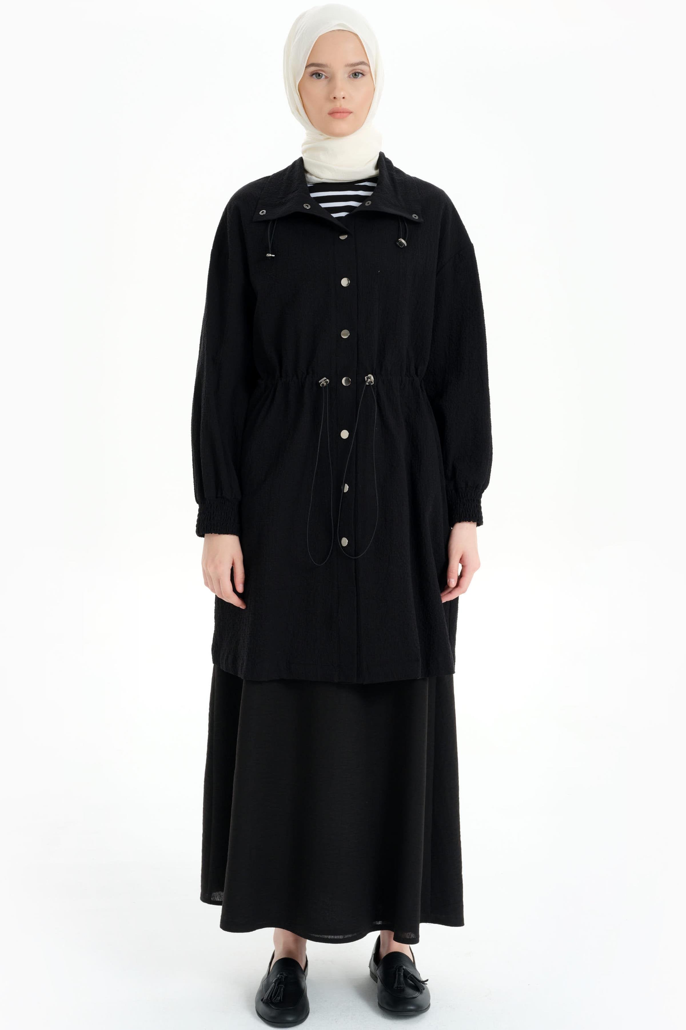 Yaka Ve Bel Tünel Detaylı Kap - Siyah TUGBA