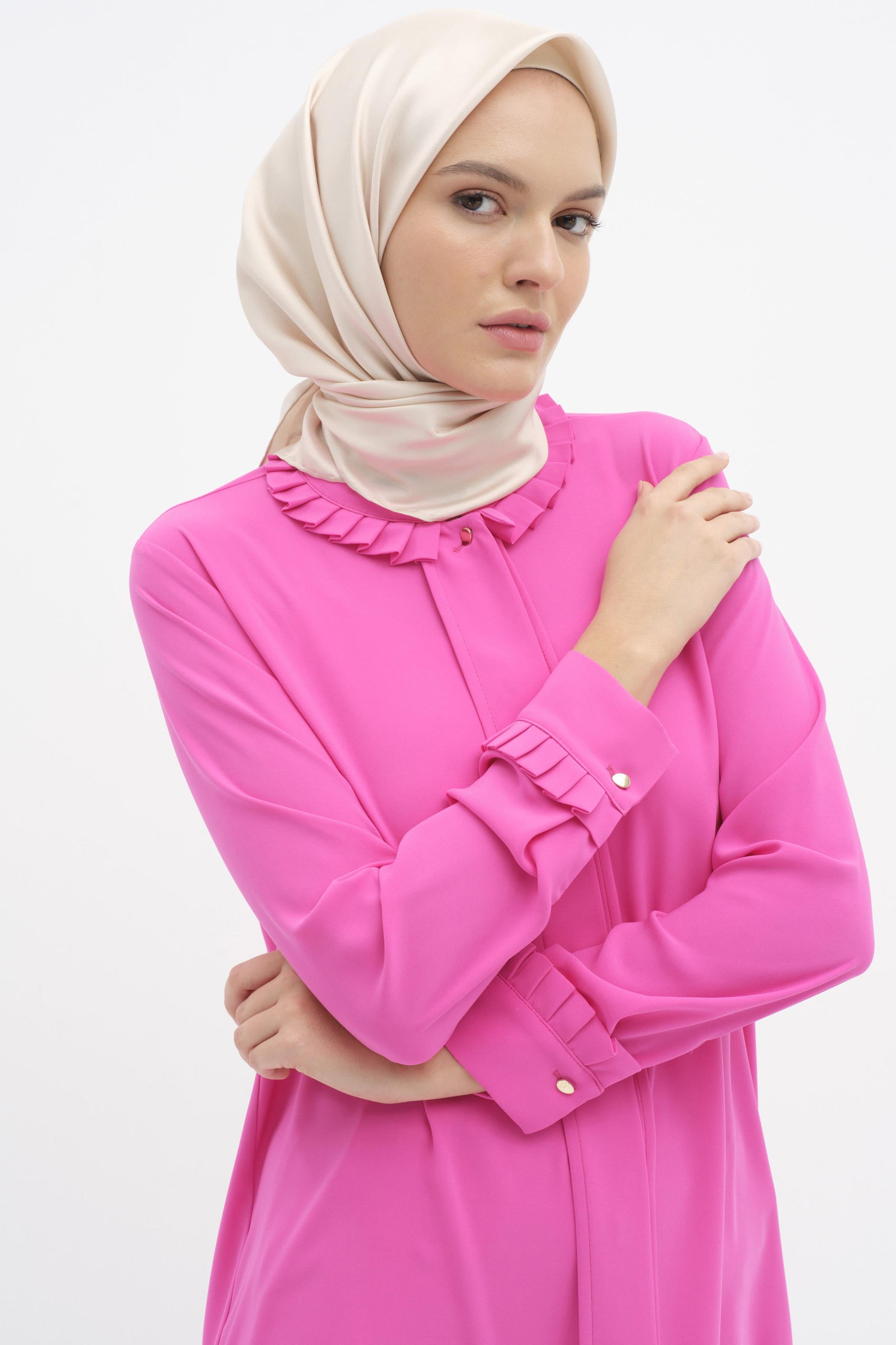 Yaka Ve Manşet Pile Detaylı Tunik - Fuşya TUGBA