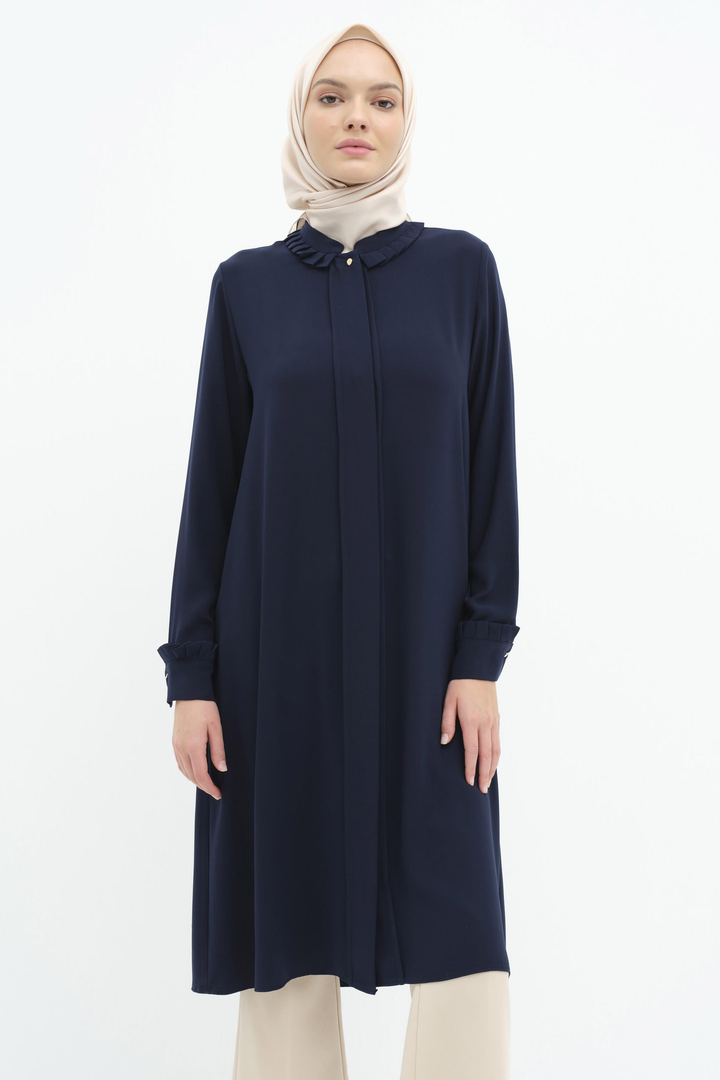 Yaka Ve Manşet Pile Detaylı Tunik - Lacivert TUGBA