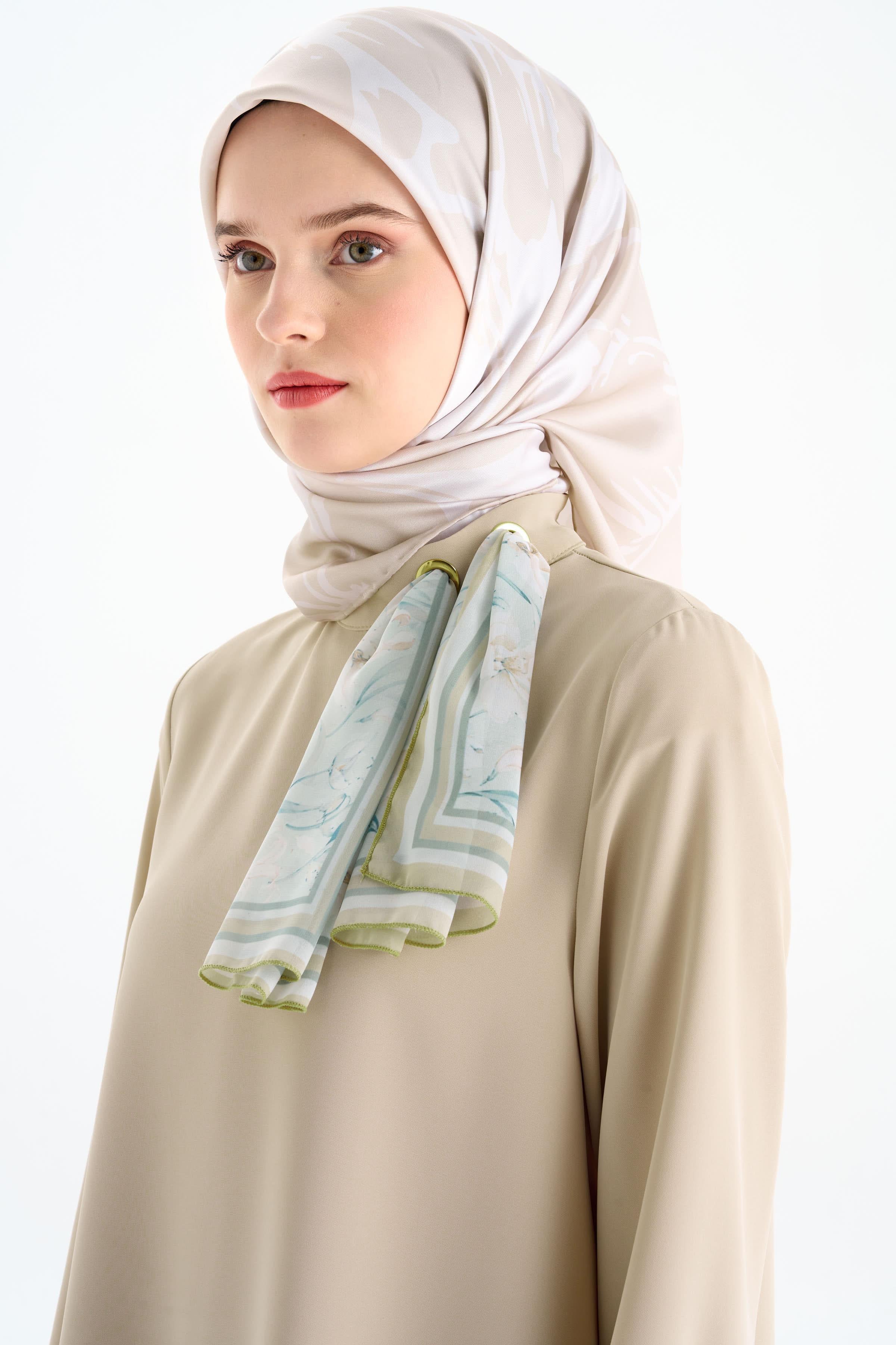 Yakası Fularlı Tunik - Bej TUGBA