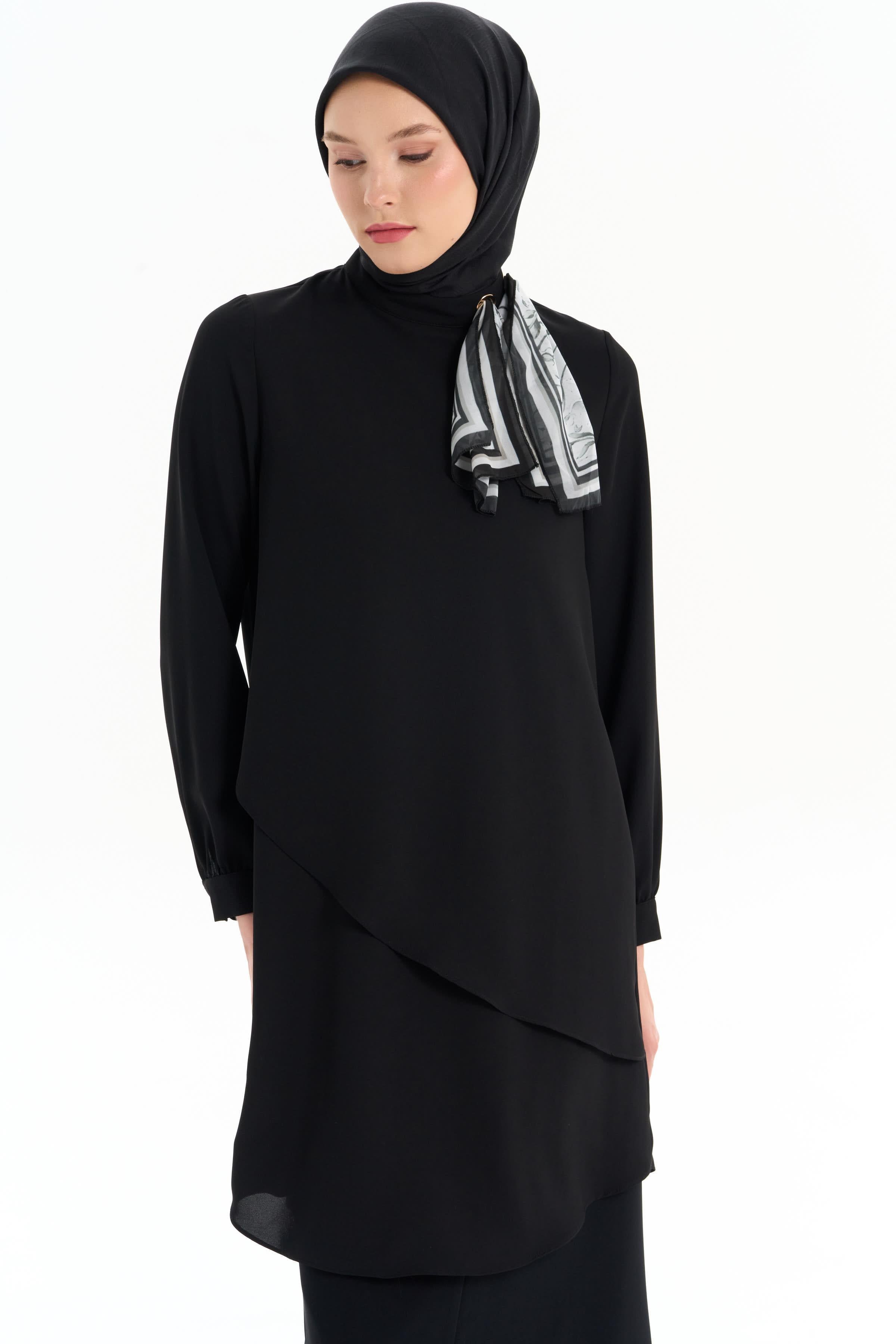 Yakası Fularlı Tunik - Siyah TUGBA